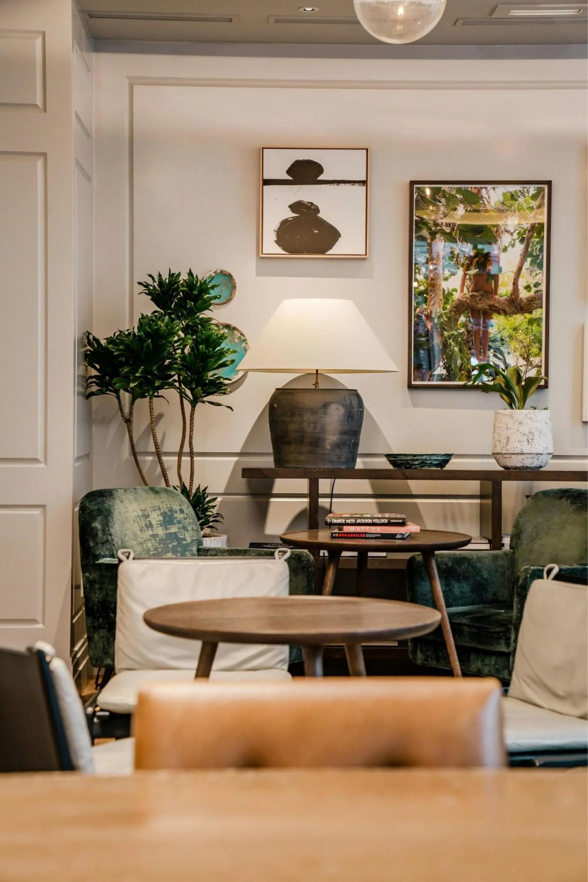 Lobby or reception in Woodlark Hotel Portland, a Tribute Portfolio Hotel