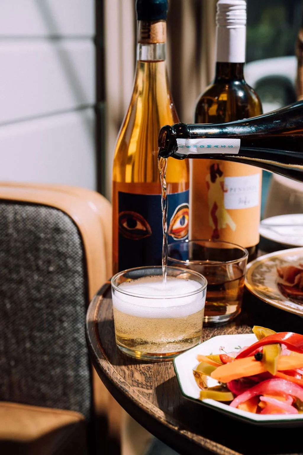 Lounge or bar in Woodlark Hotel Portland, a Tribute Portfolio Hotel