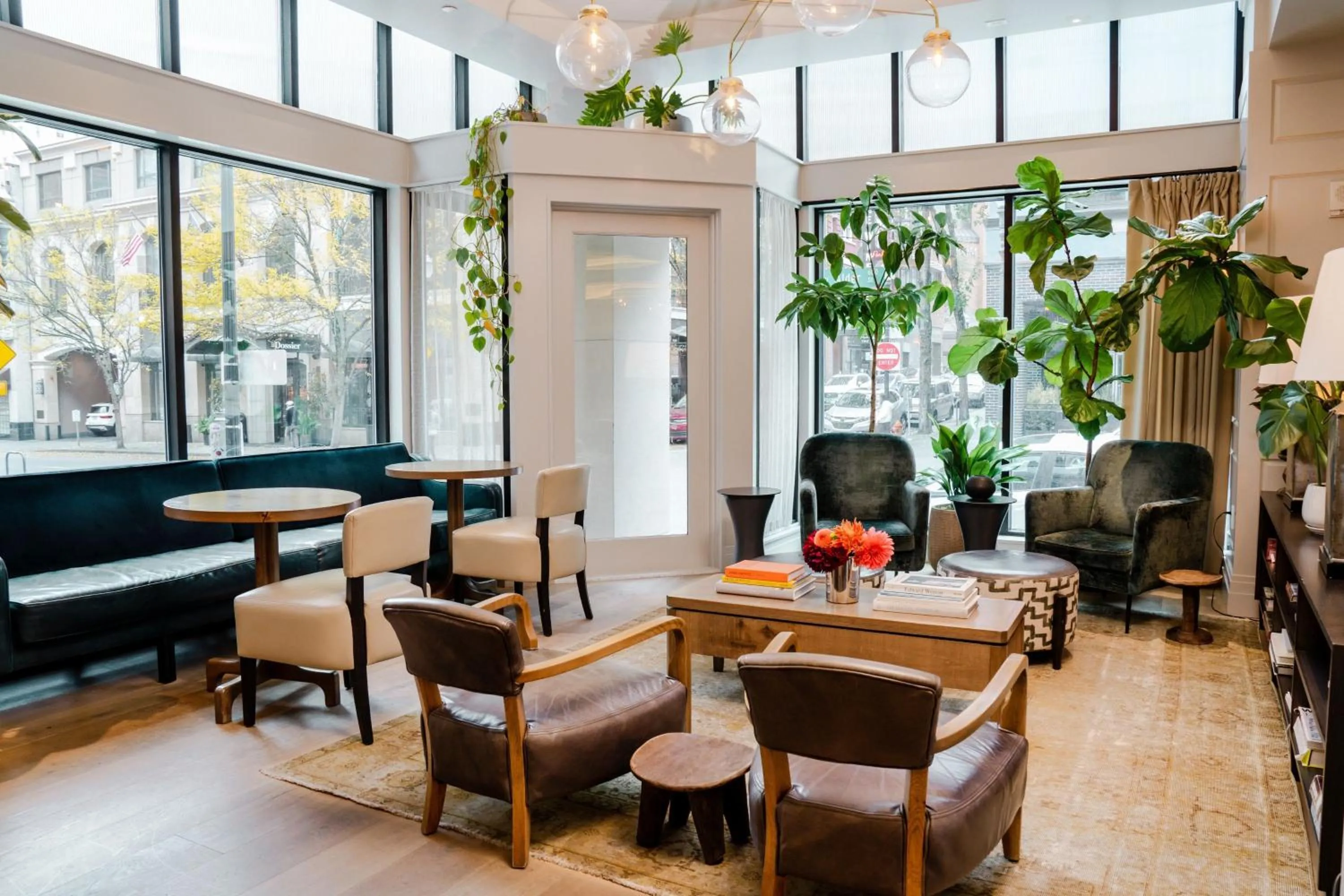 Lobby or reception in Woodlark Hotel Portland, a Tribute Portfolio Hotel