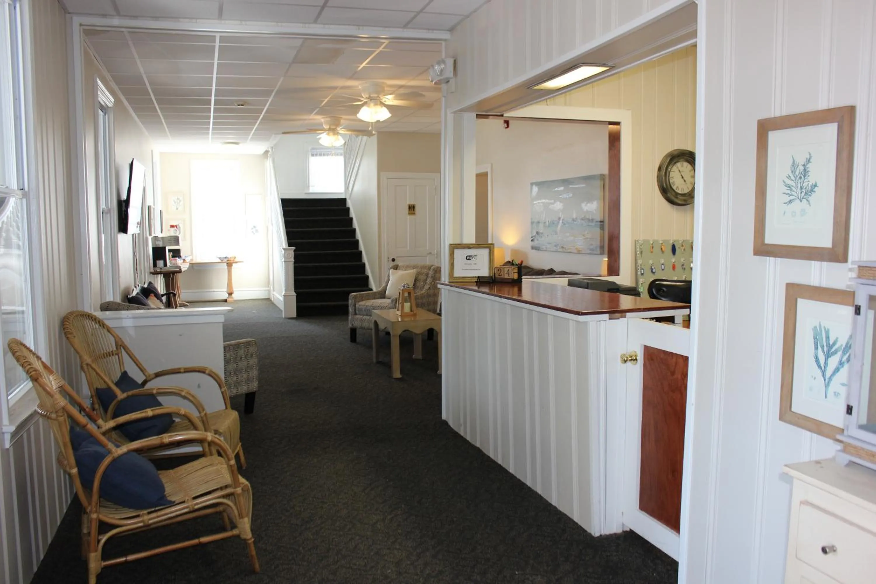 Lobby or reception in Blue Water Inn