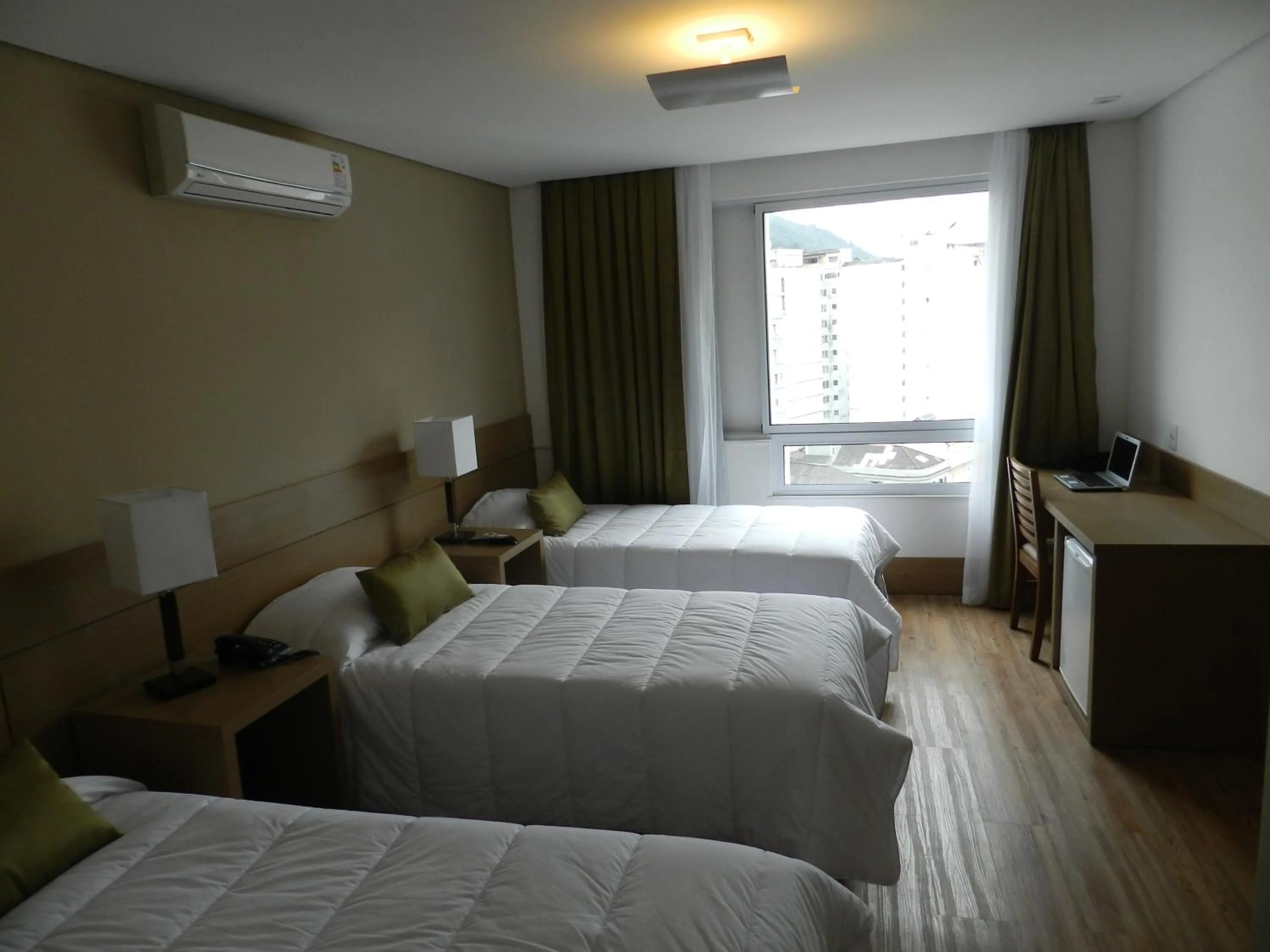 Photo of the whole room, Bed in Casablanca Center Hotel