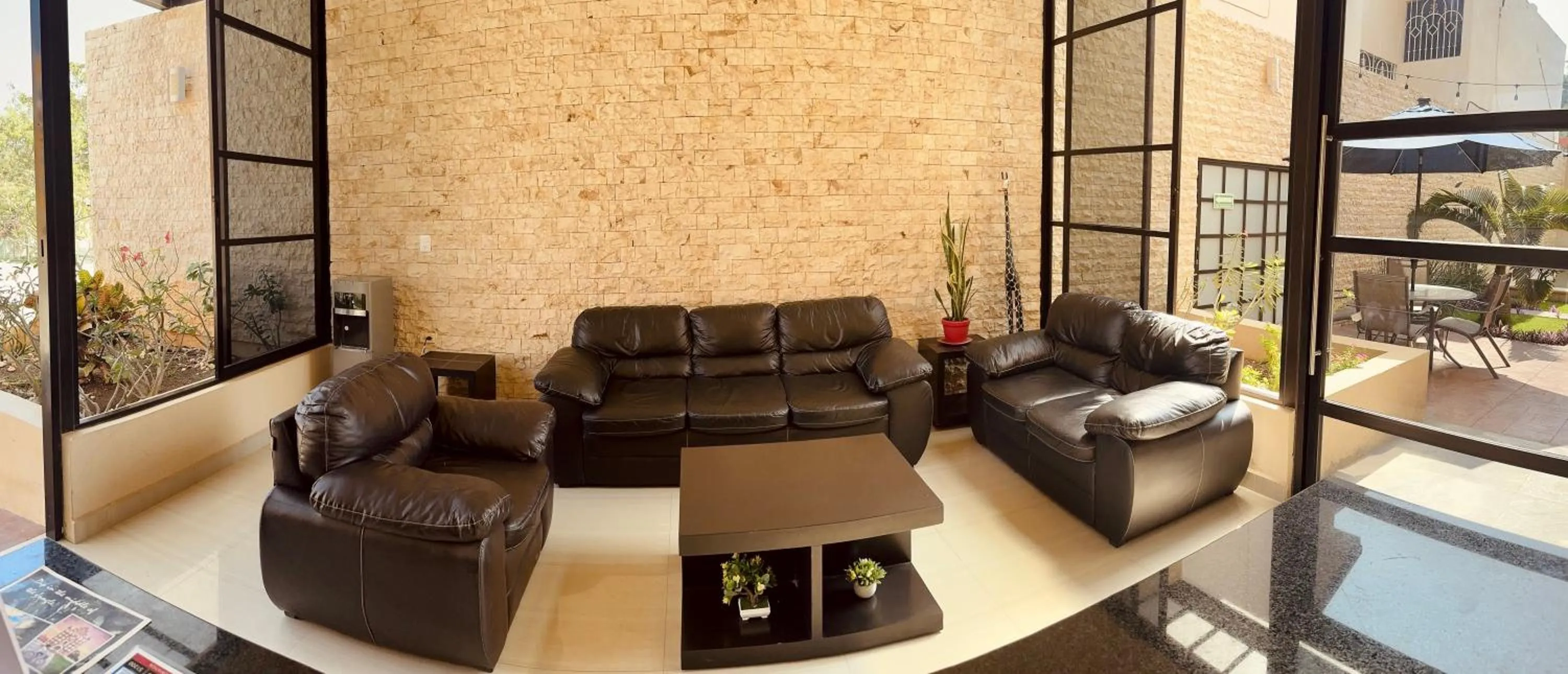 Living room in Hotel Avila