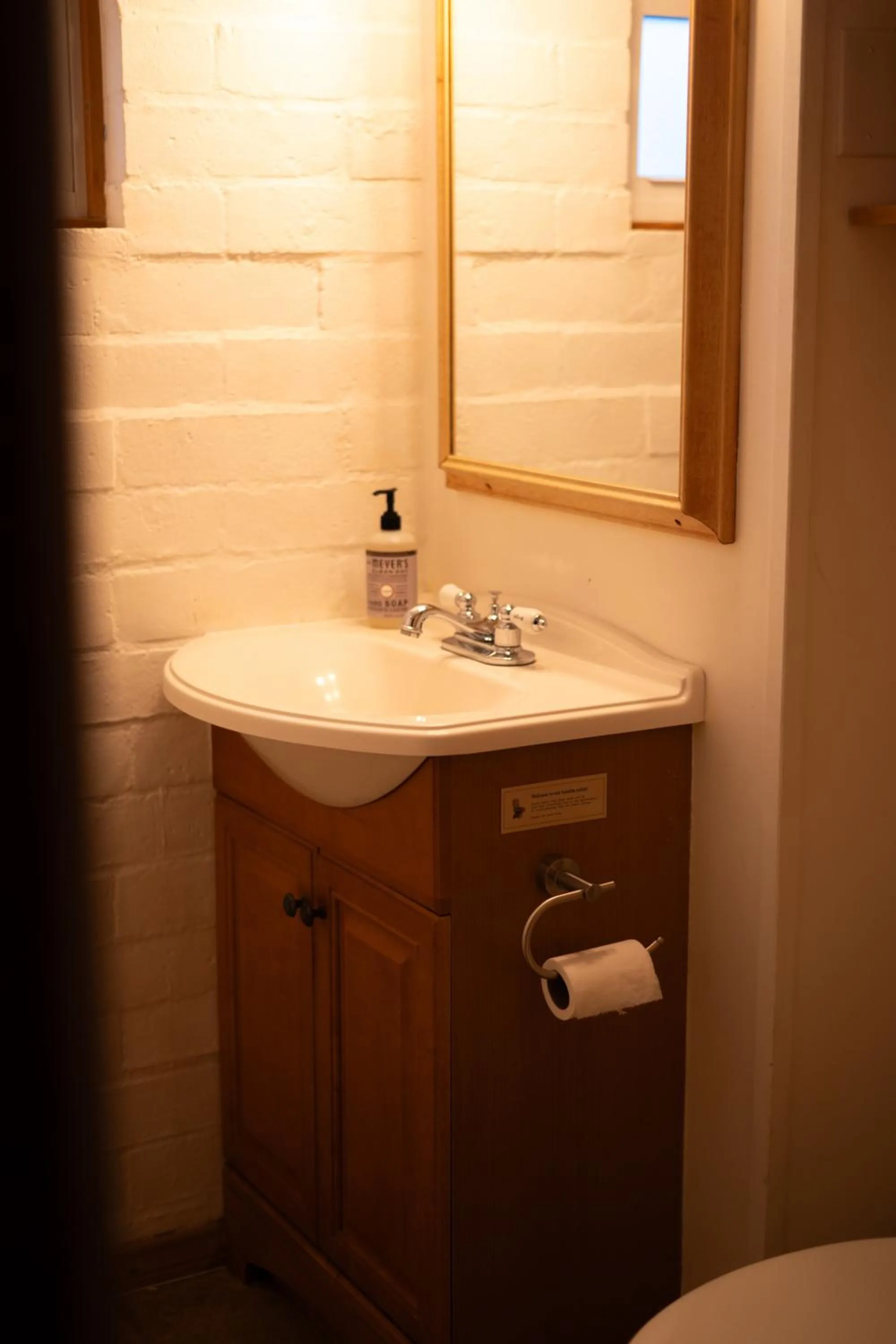 Bathroom in Lake Front Cabins