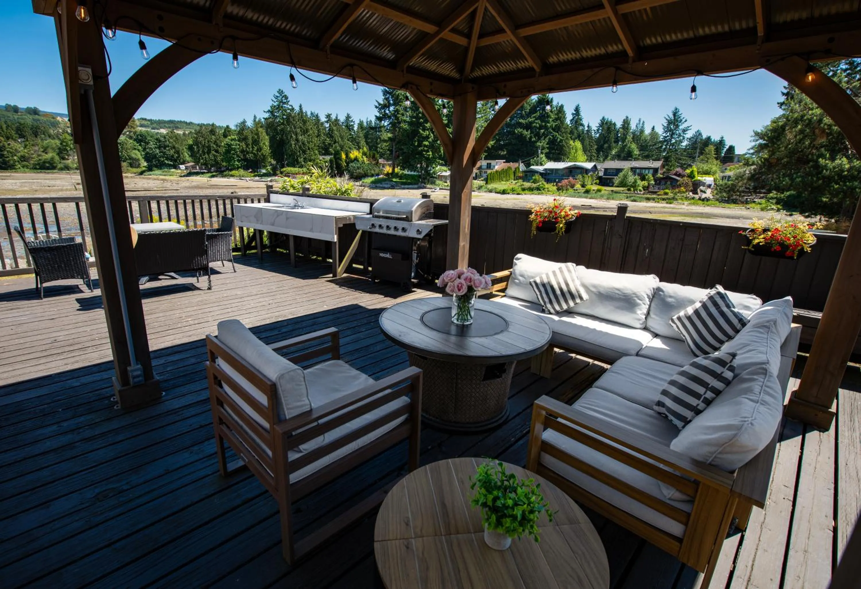 Patio in The Spot at Porpoise Bay