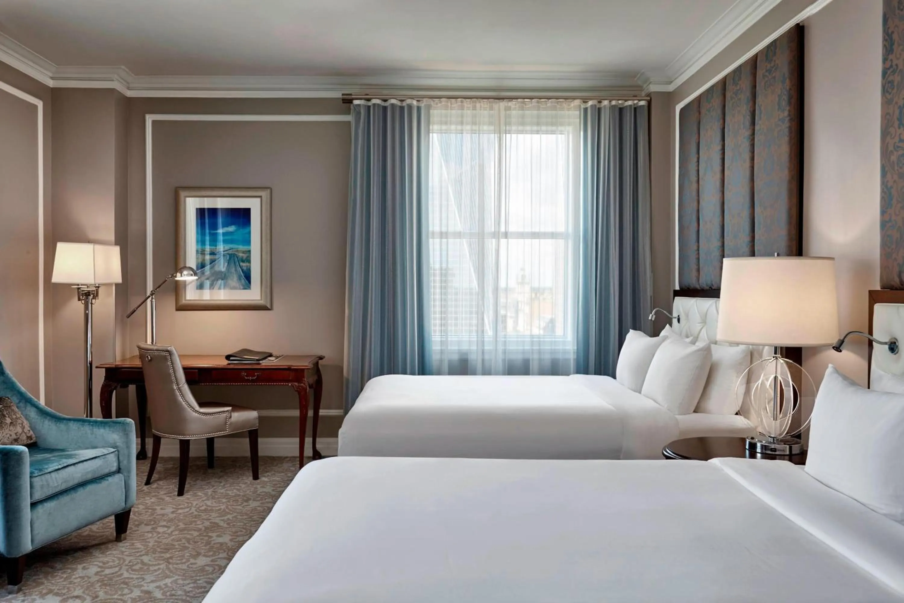 Photo of the whole room, Bed in The Hotel Saskatchewan, Autograph Collection