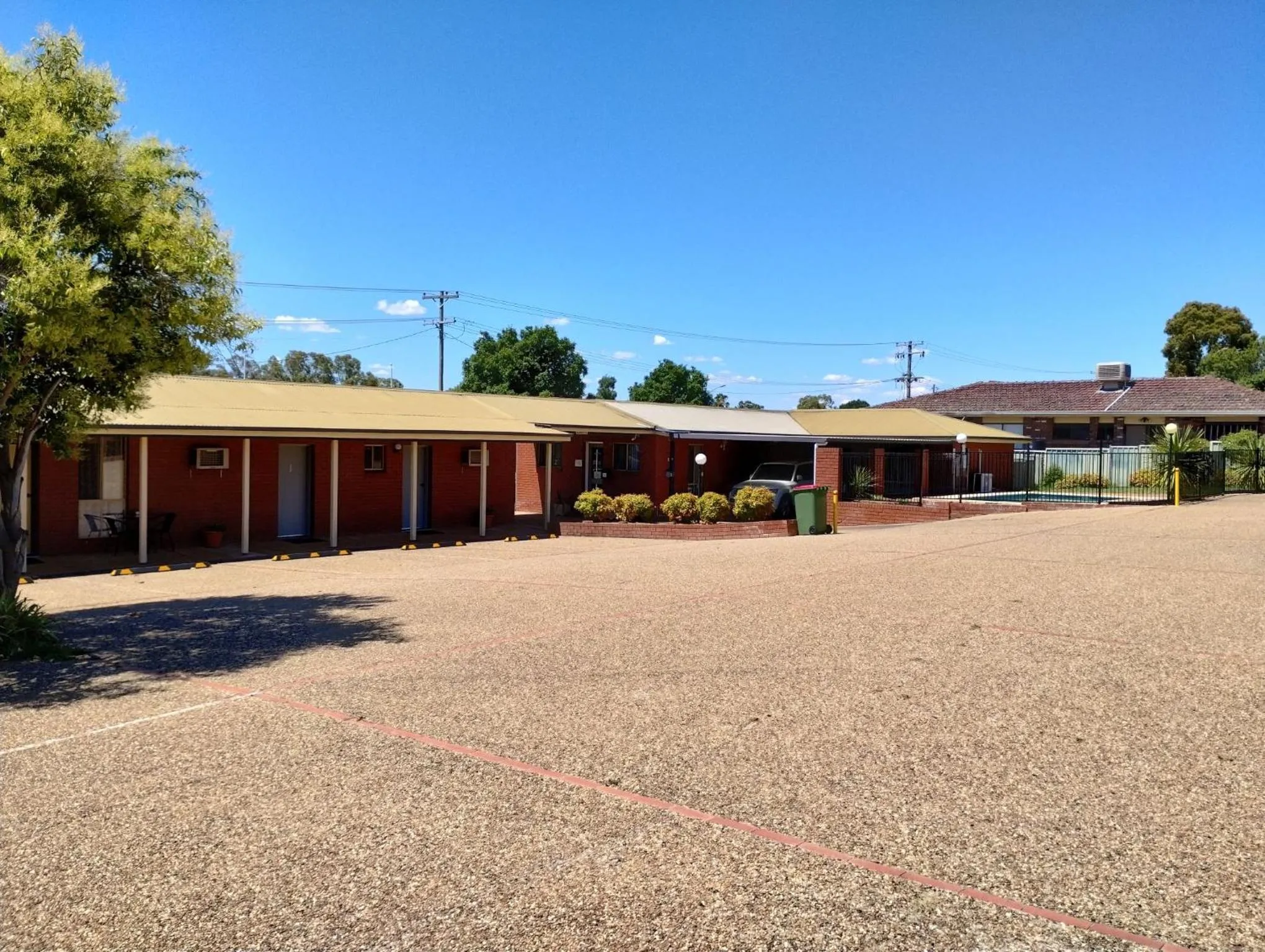 Property building in Junction Motel Wagga