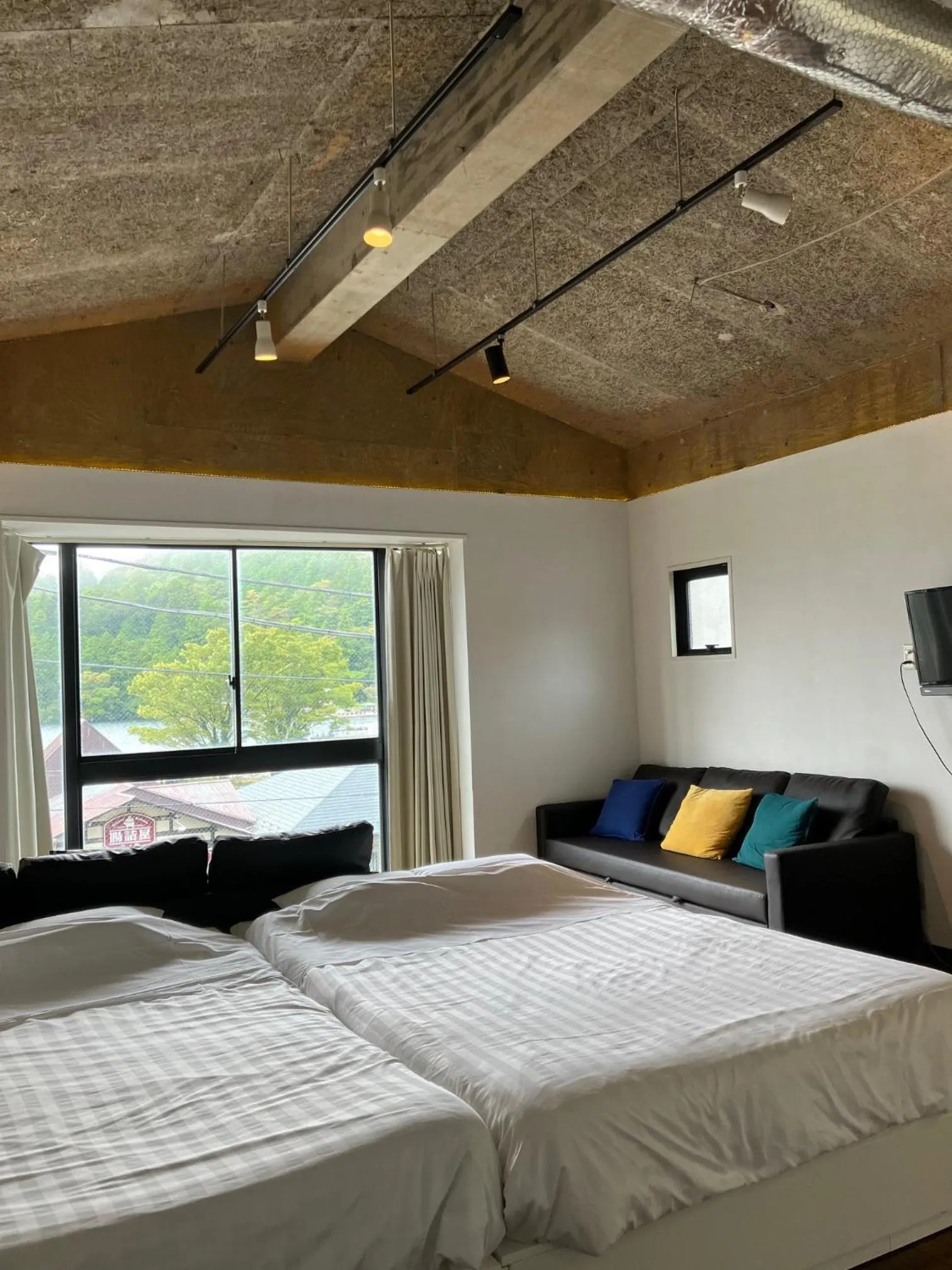 Bed in Ashinoko Port Villa MIRAHAKONE