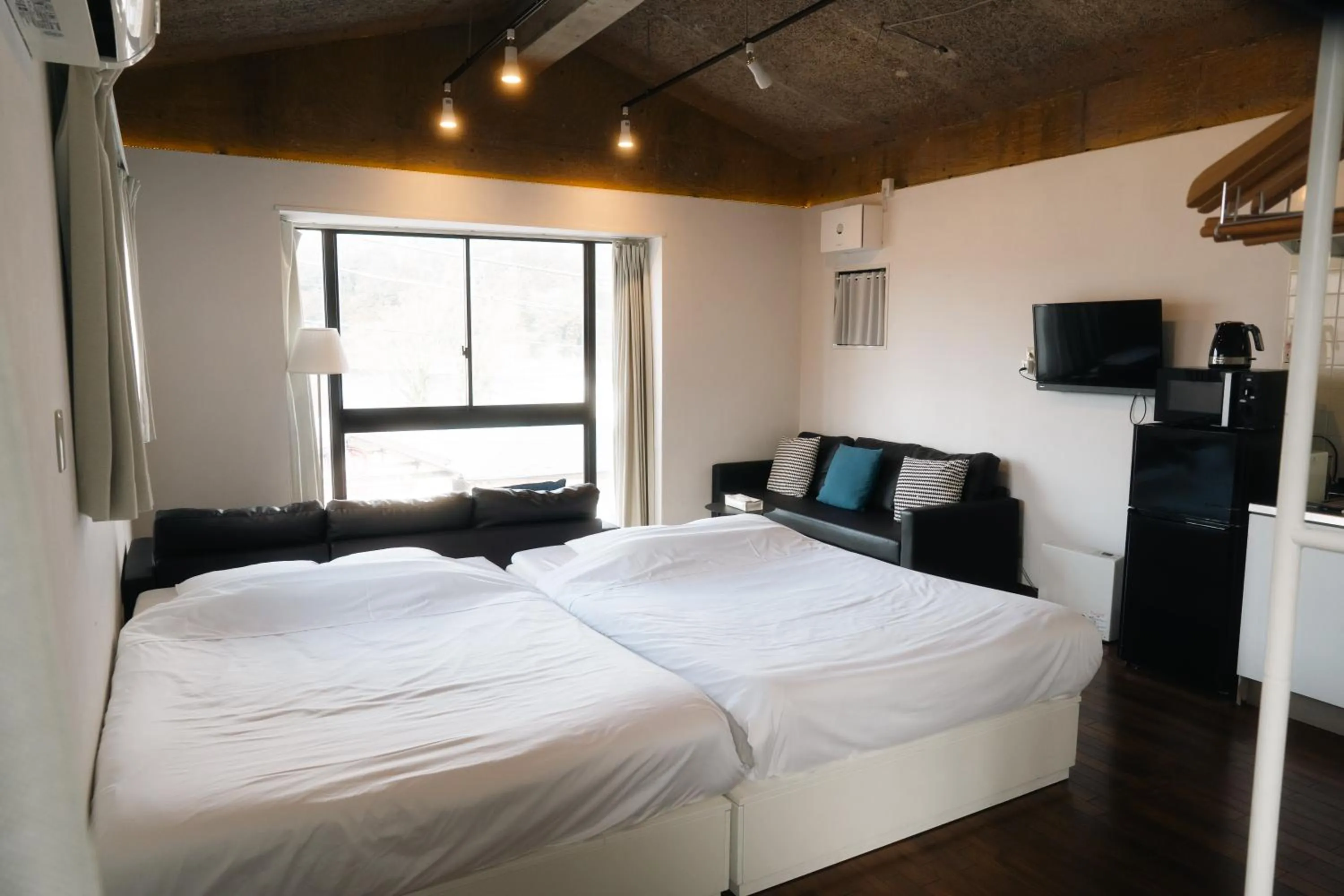 Photo of the whole room, Bed in Ashinoko Port Villa MIRAHAKONE