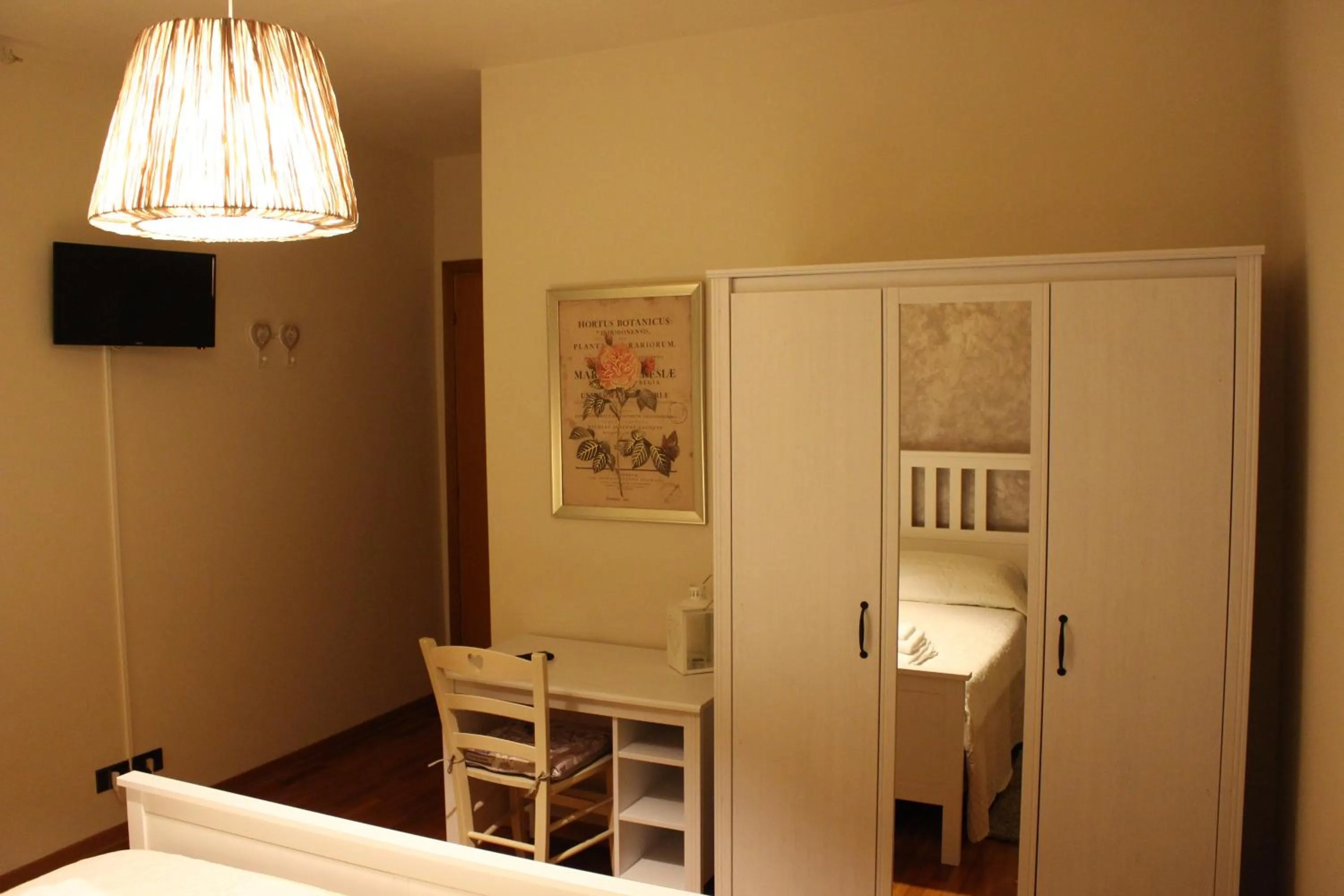 Bed in B&B Villa dei Cigni Reali