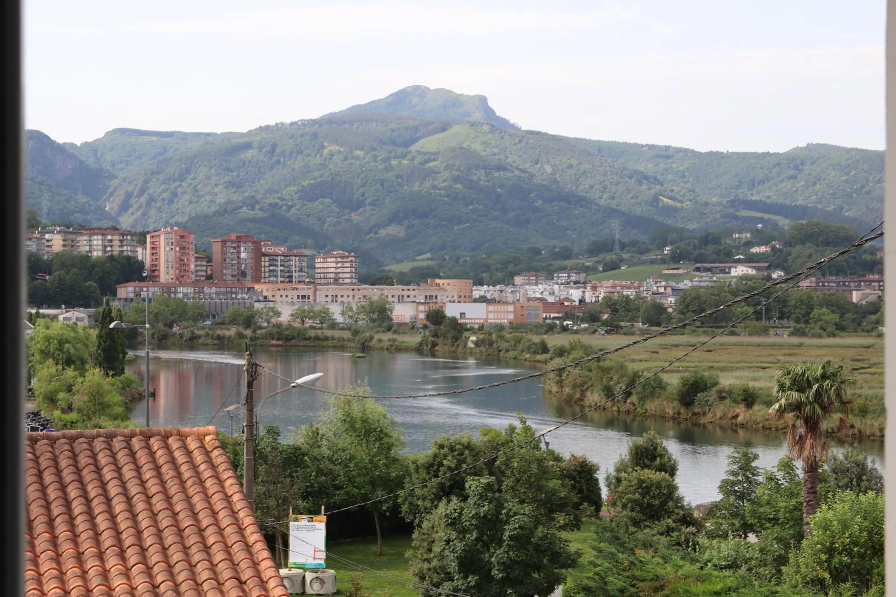 Natural landscape in Chambres d'hôtes "HOR DAGO" près de la gare d'Hendaye avec le petit-déjeuner