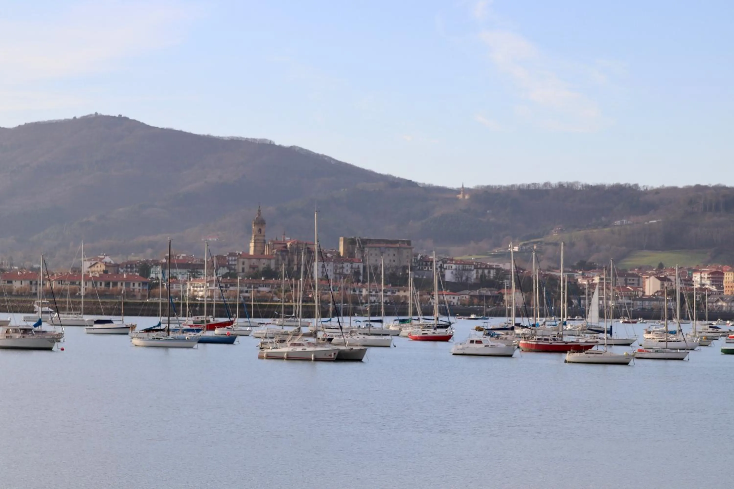 Natural landscape in Chambres d'hôtes "HOR DAGO" près de la gare d'Hendaye avec le petit-déjeuner