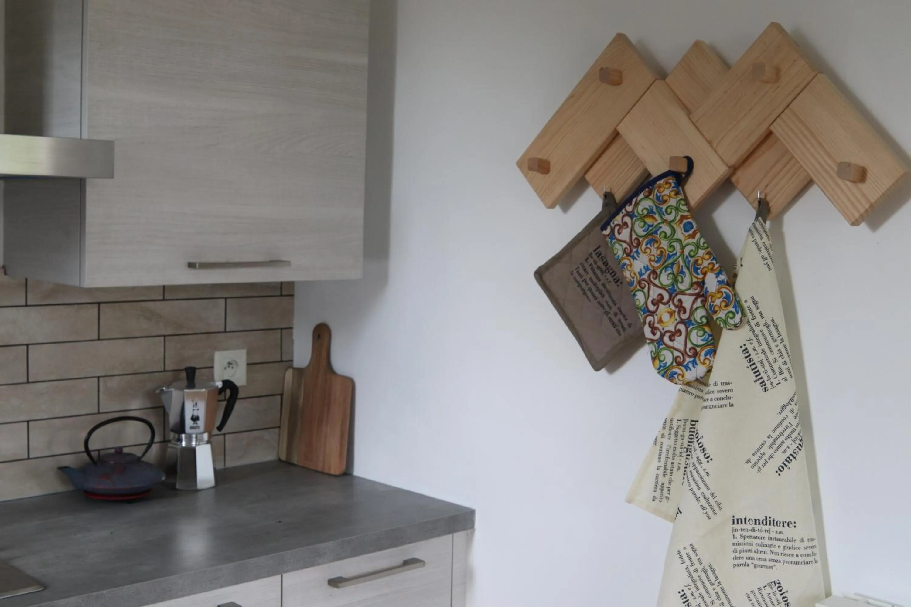 Coffee/tea facilities in Chambres d'hôtes "HOR DAGO" près de la gare d'Hendaye avec le petit-déjeuner