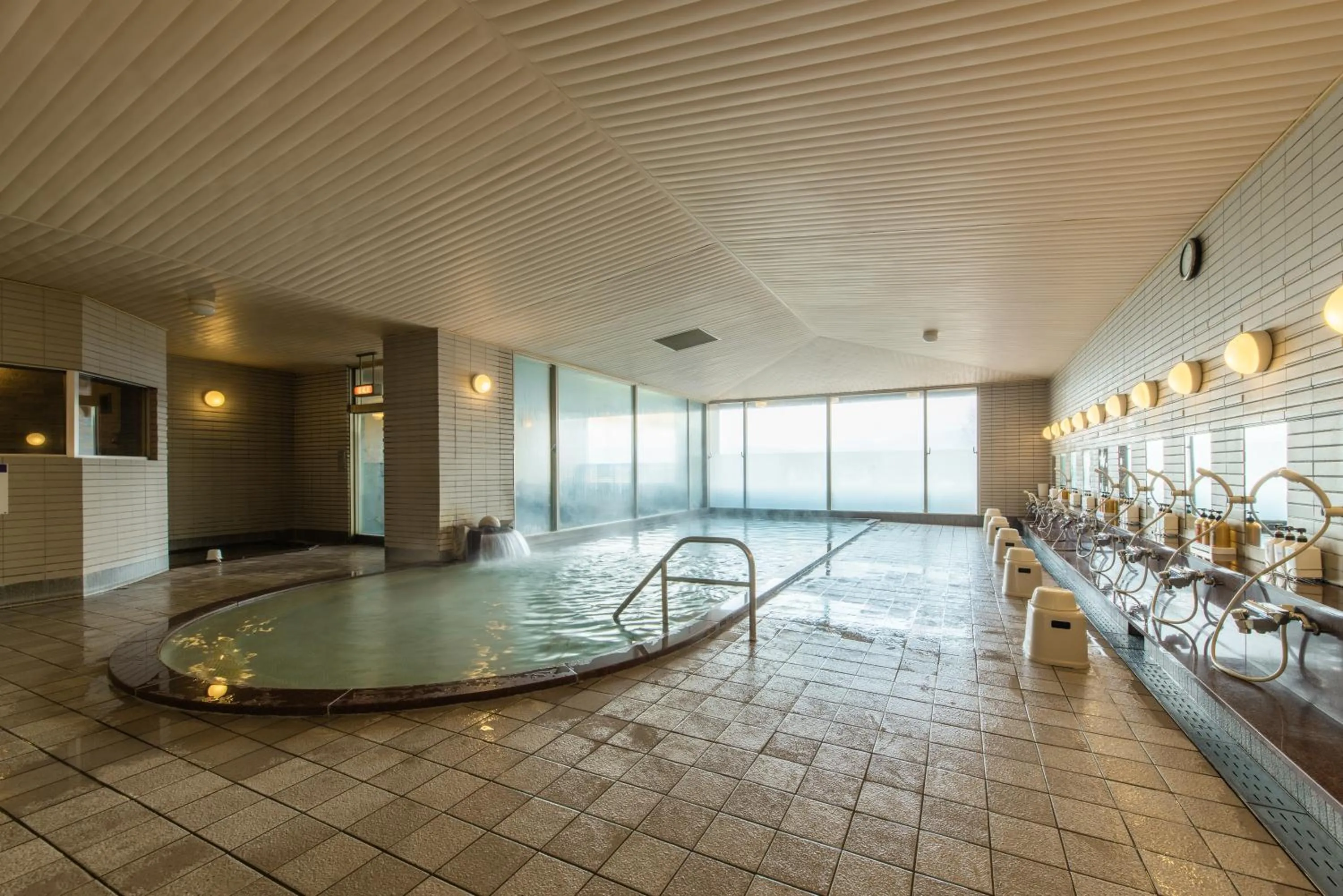 Hot Spring Bath, Swimming Pool in Royal Hotel NAGANO