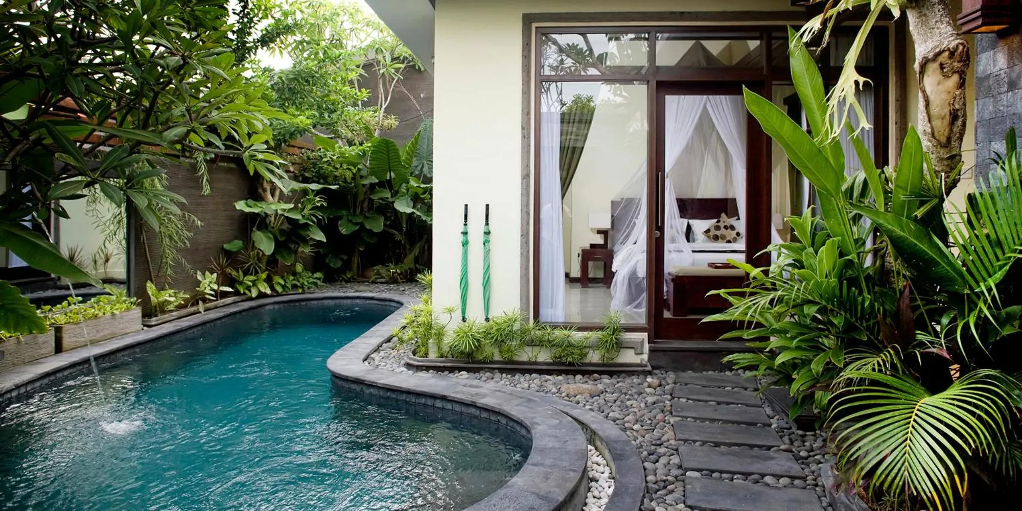 Garden in The Bali Dream Villa & Resort Echo Beach Canggu