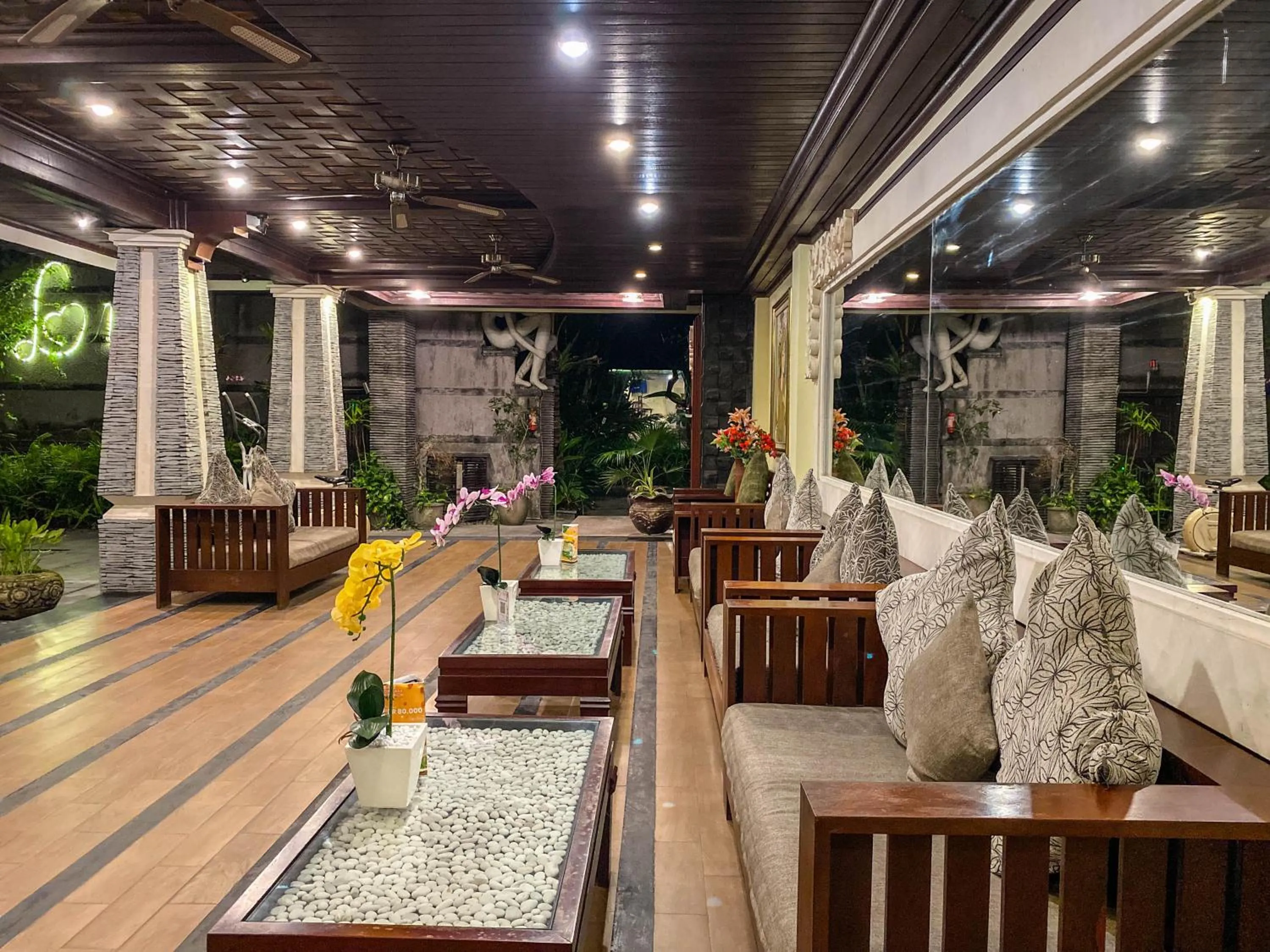 Lobby or reception in The Bali Dream Villa & Resort Echo Beach Canggu
