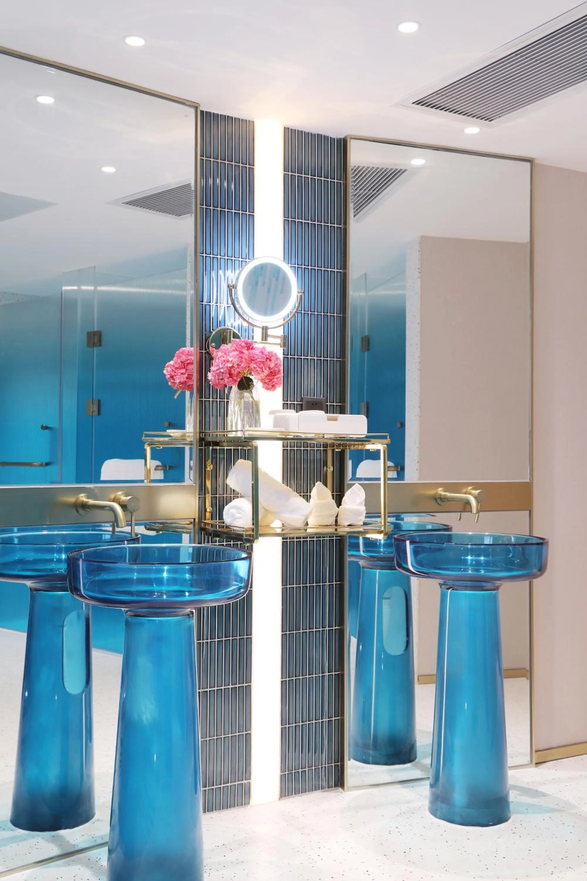 Toilet in Asia International Hotel Guangdong