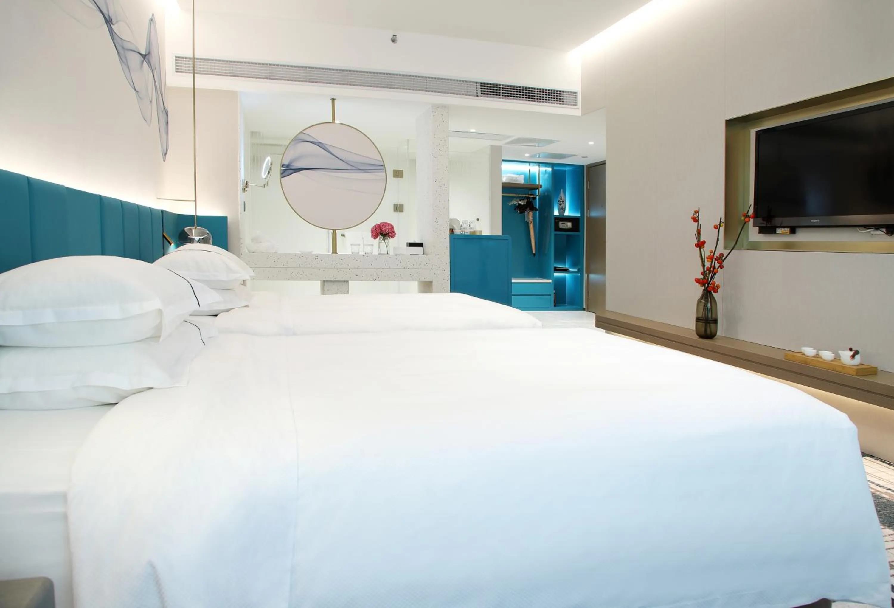 Decorative detail, Bed in Asia International Hotel Guangdong