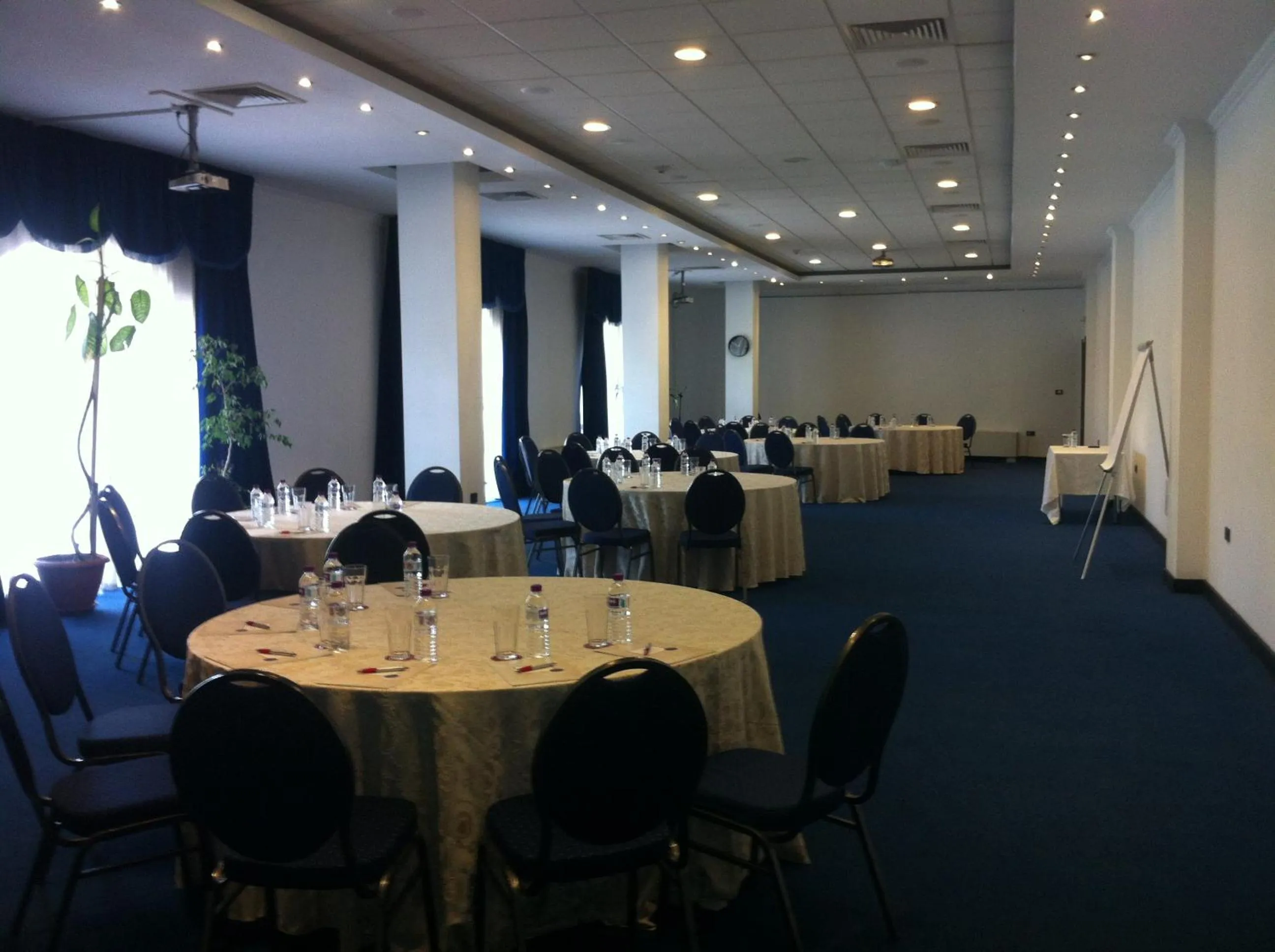 Business facilities in Phoenicia Grand Hotel