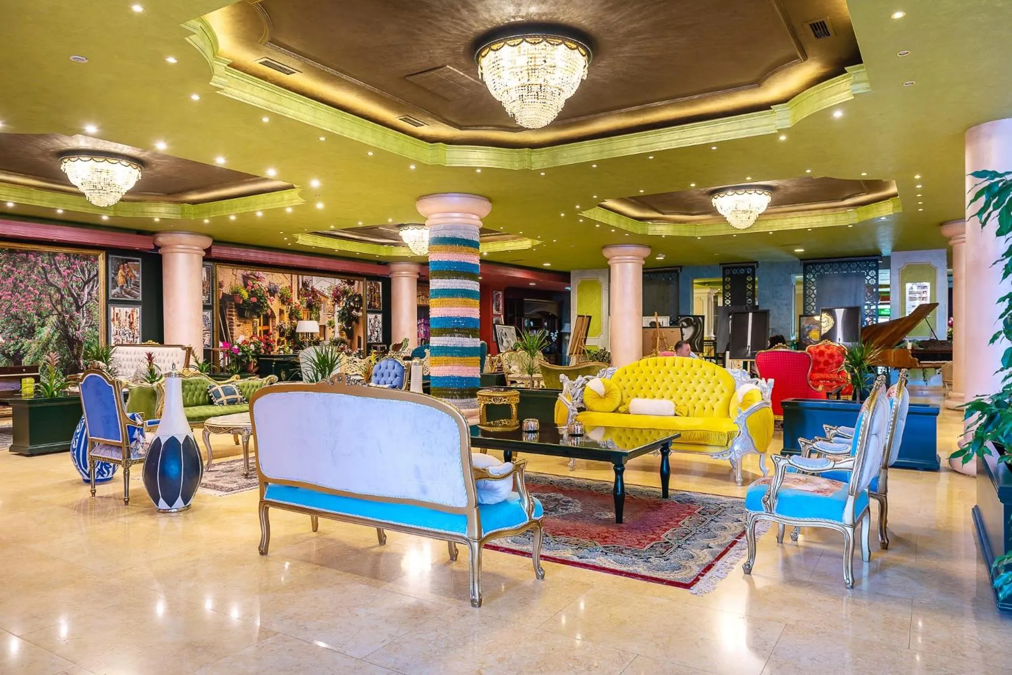 Lobby or reception in Phoenicia Grand Hotel