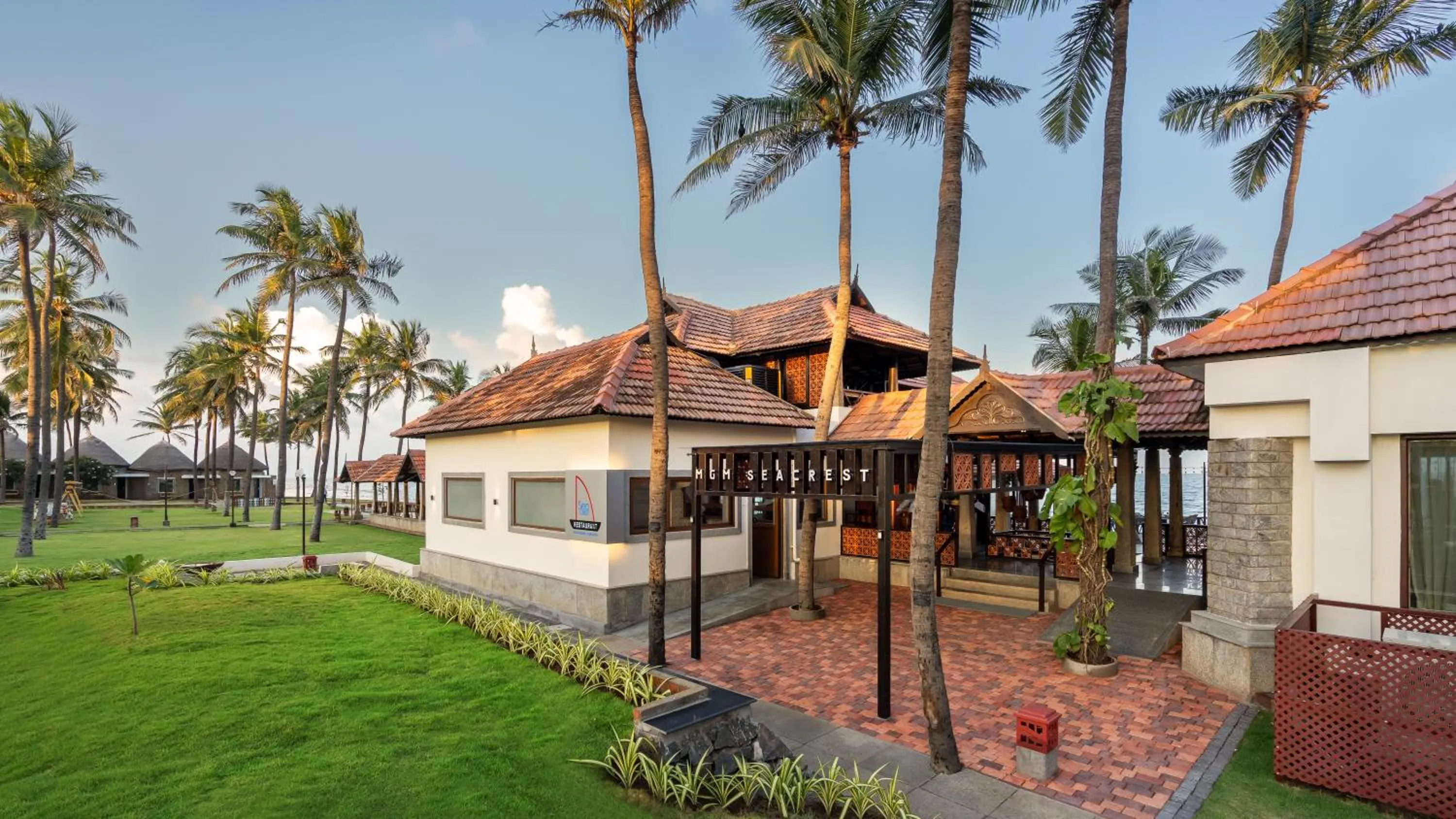 Restaurant/places to eat in MGM Beach Resorts East Coast Road