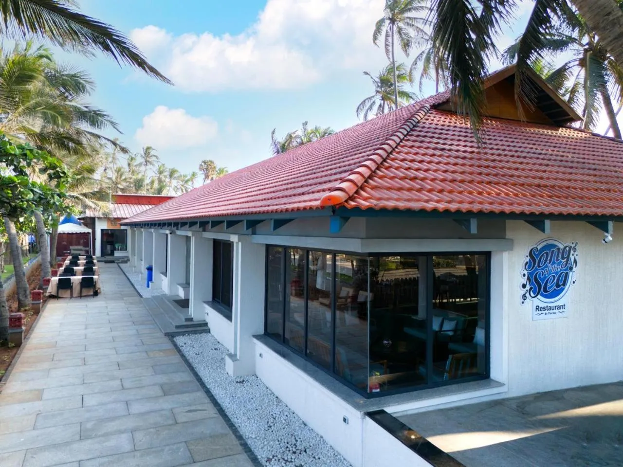 Restaurant/places to eat in MGM Beach Resorts East Coast Road