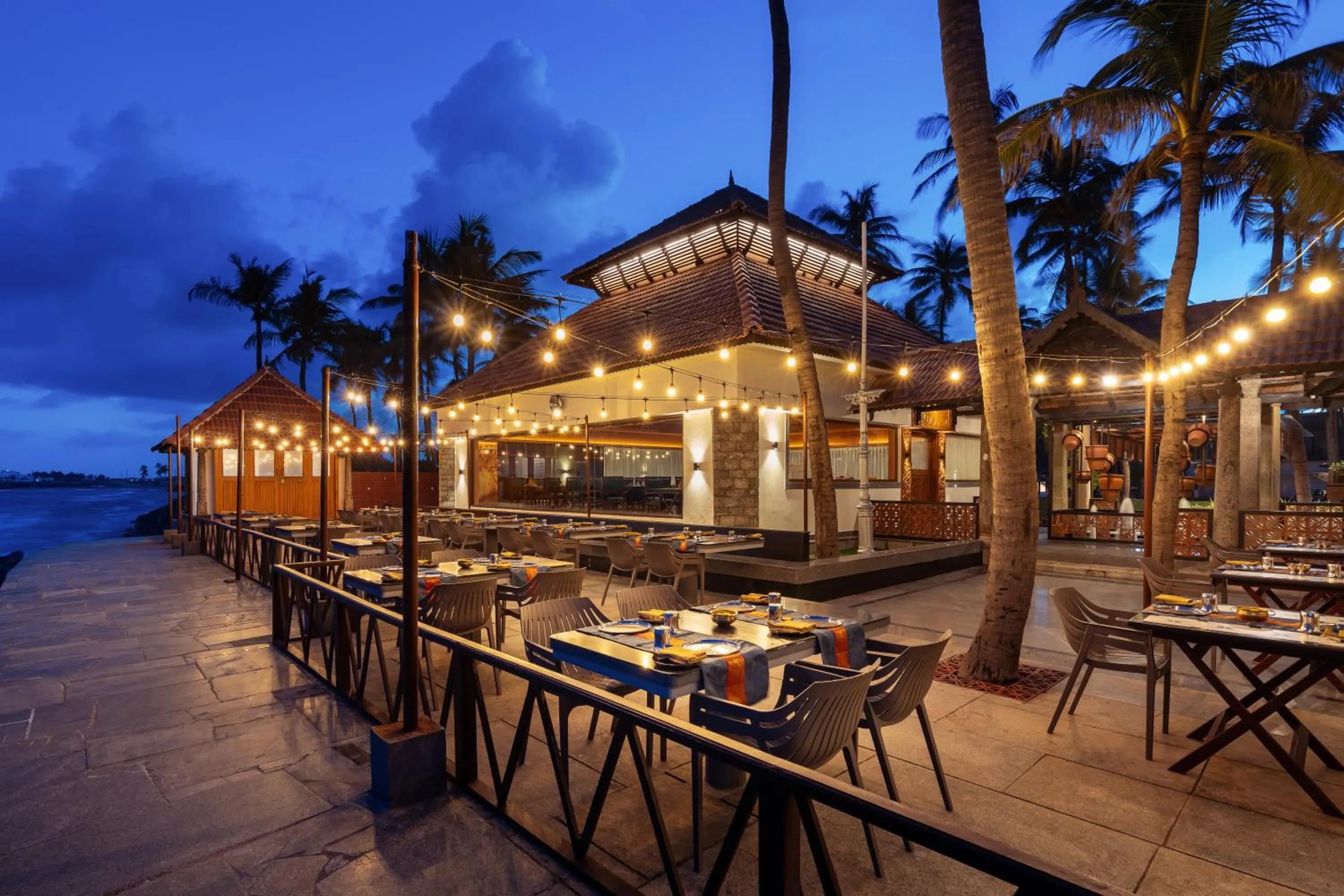 Restaurant/places to eat in MGM Beach Resorts East Coast Road