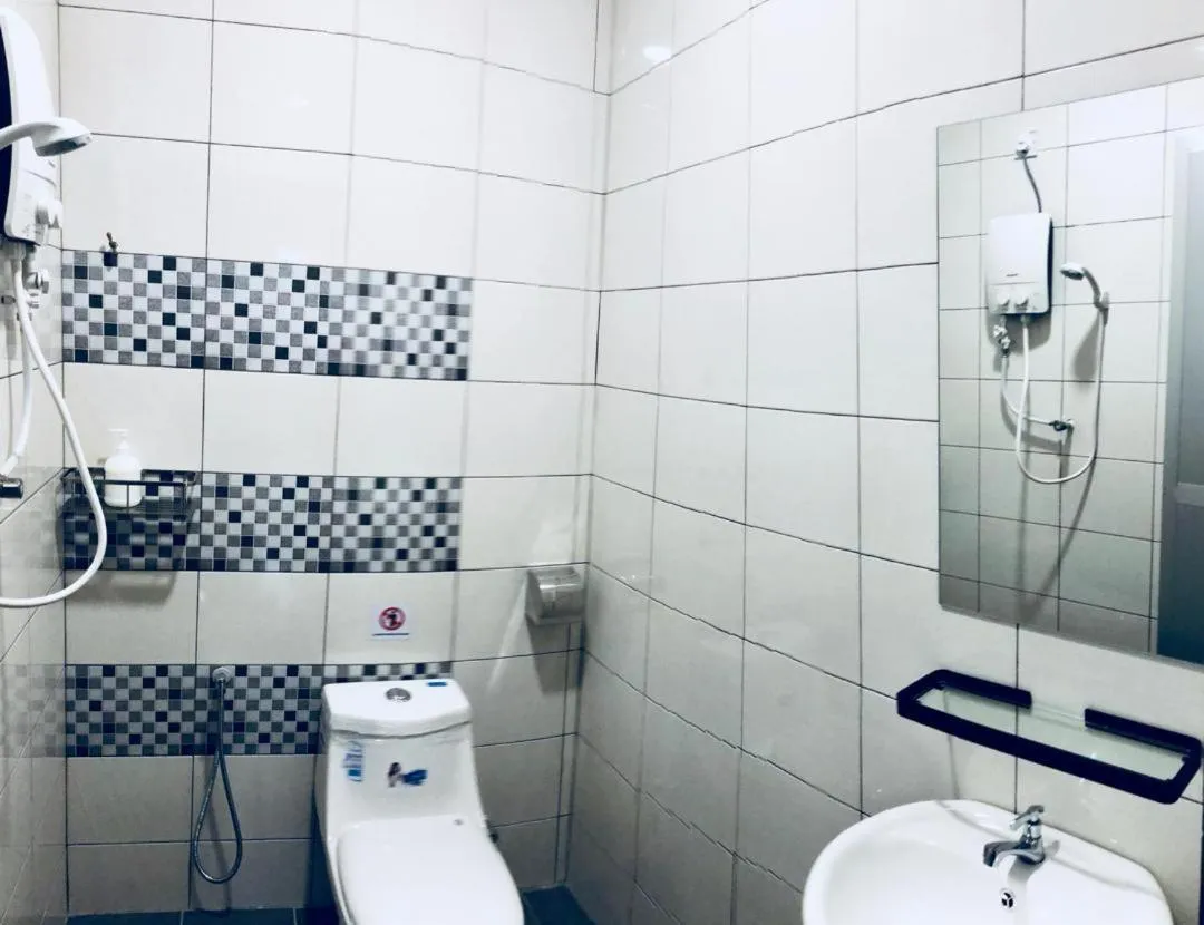 LunaStay (Shared Common Area)