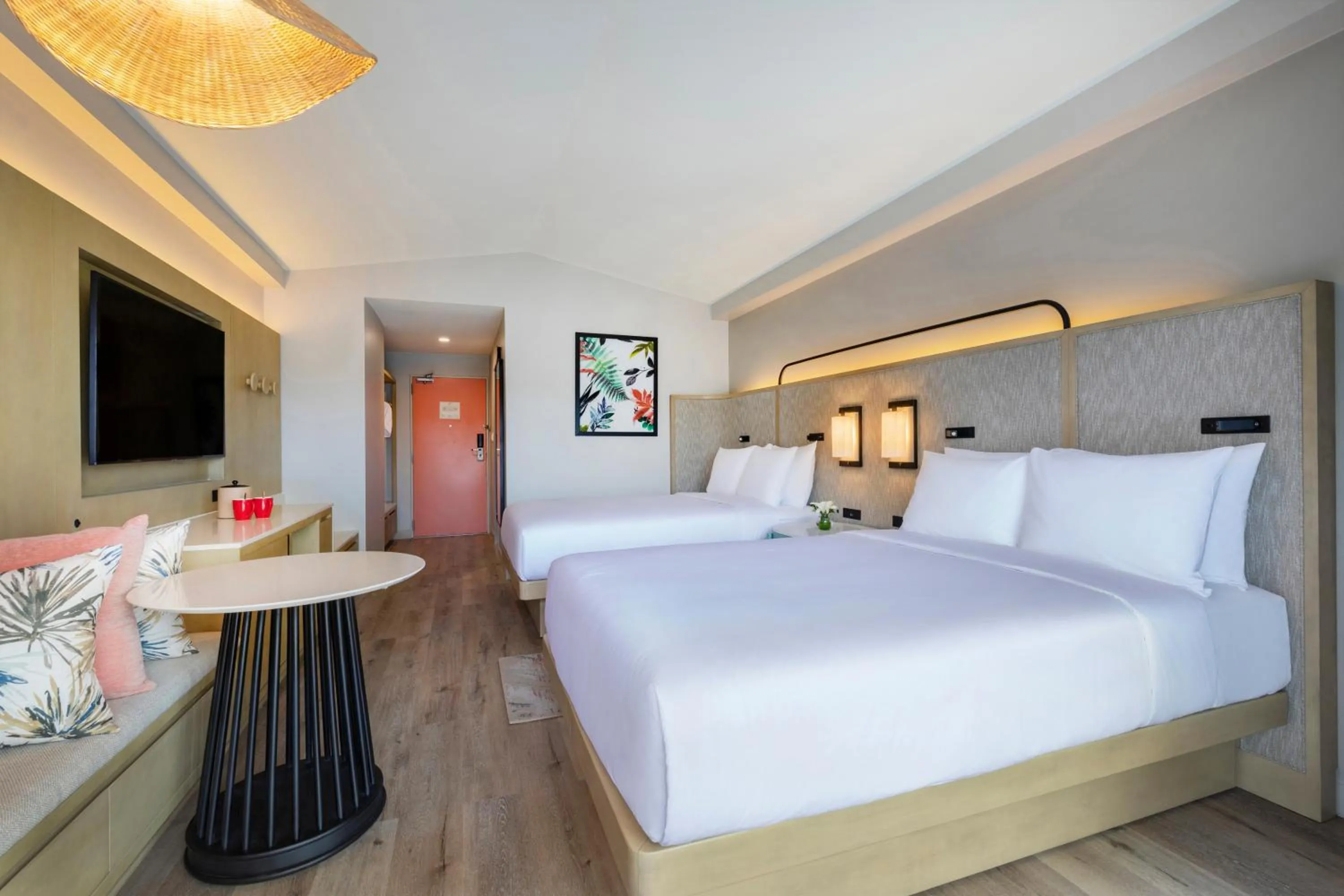 Bed in Crowne Plaza Resort Saipan