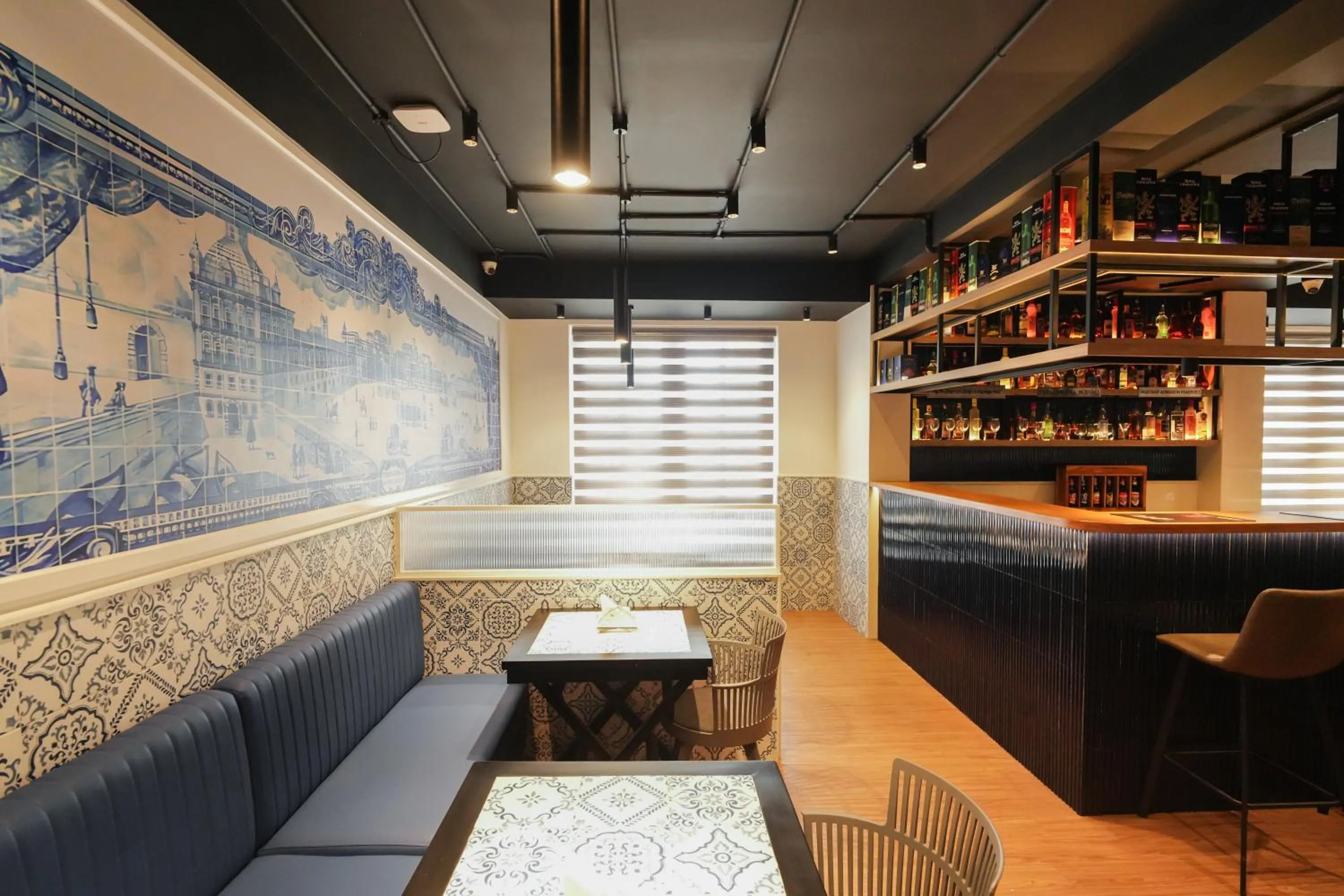 Lounge or bar in MGM Vailankanni