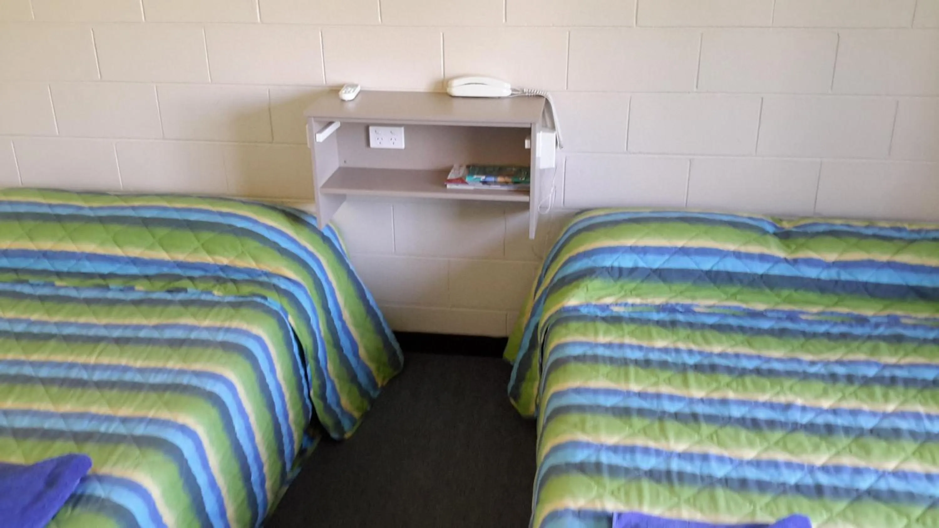 Bed in Herbert Valley Motel