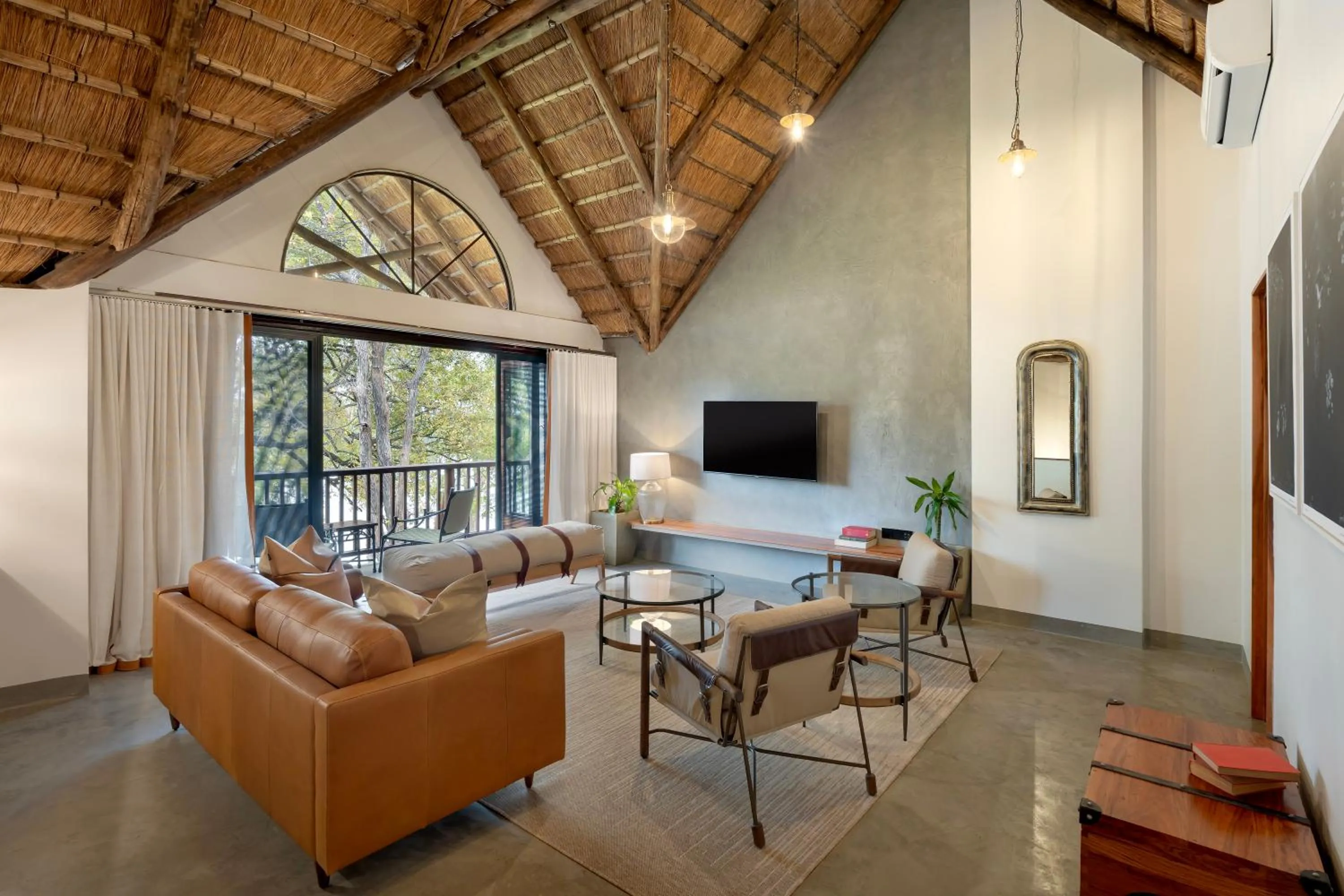 Living room in The David Livingstone Safari Lodge & Spa
