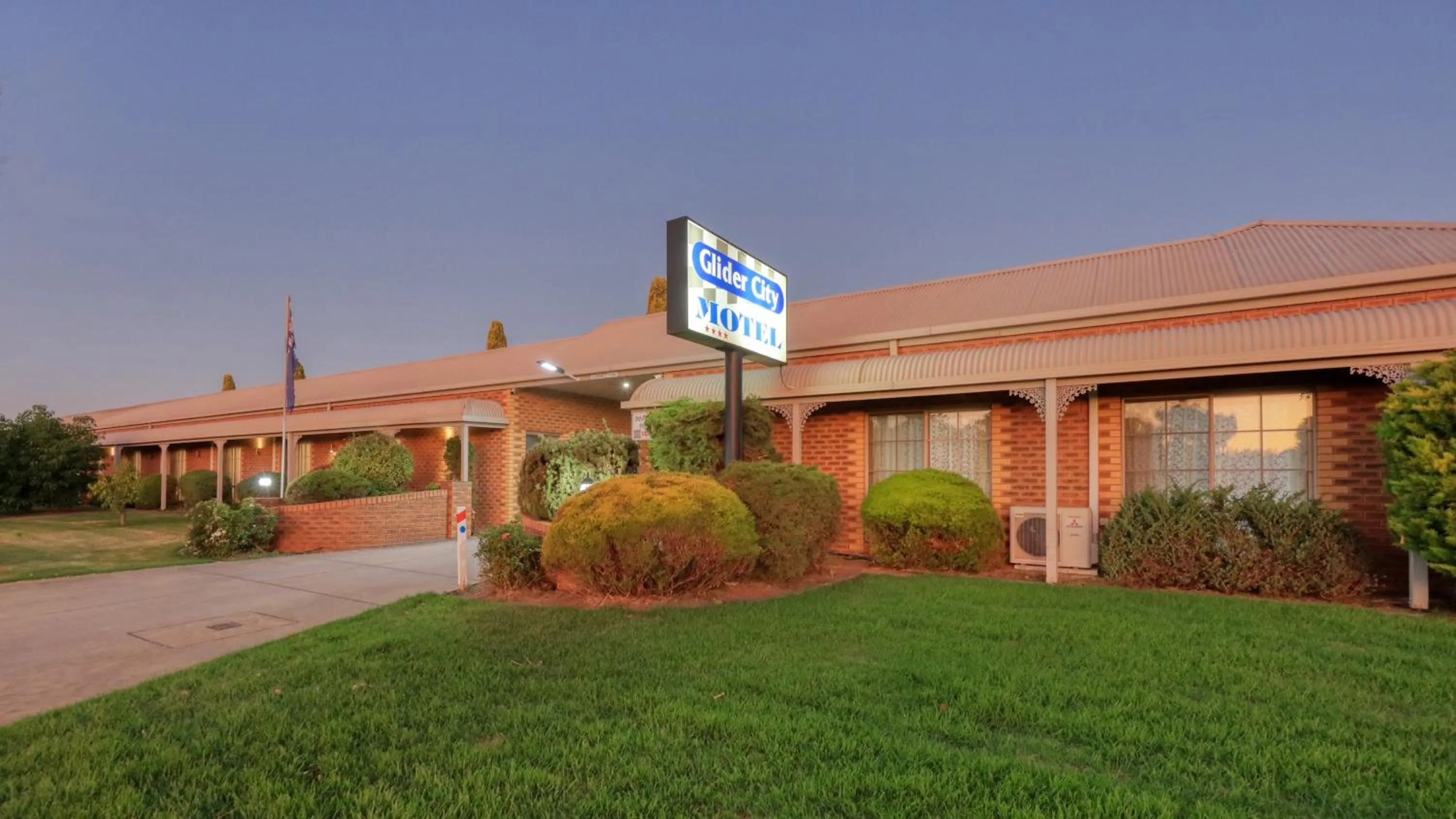 Property building in Glider City Motel Benalla