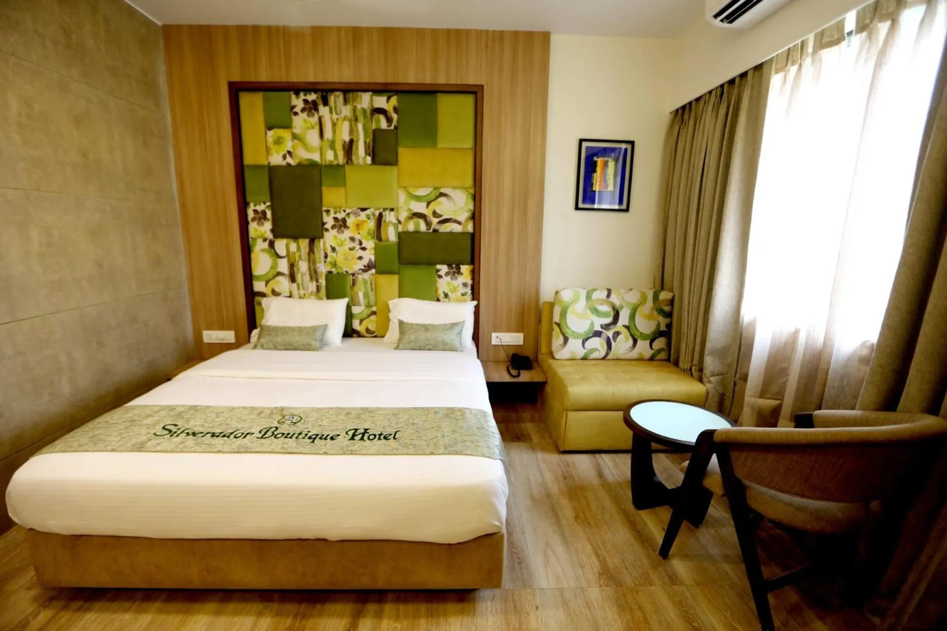 Bed in Silverador Boutique Hotel