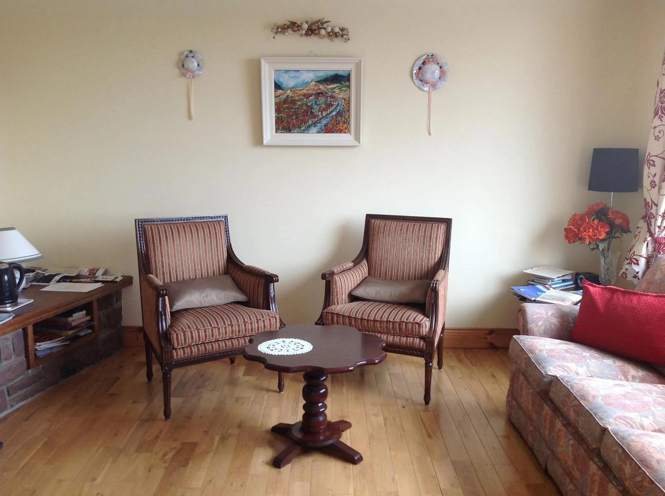 Communal lounge/ TV room in Brownes