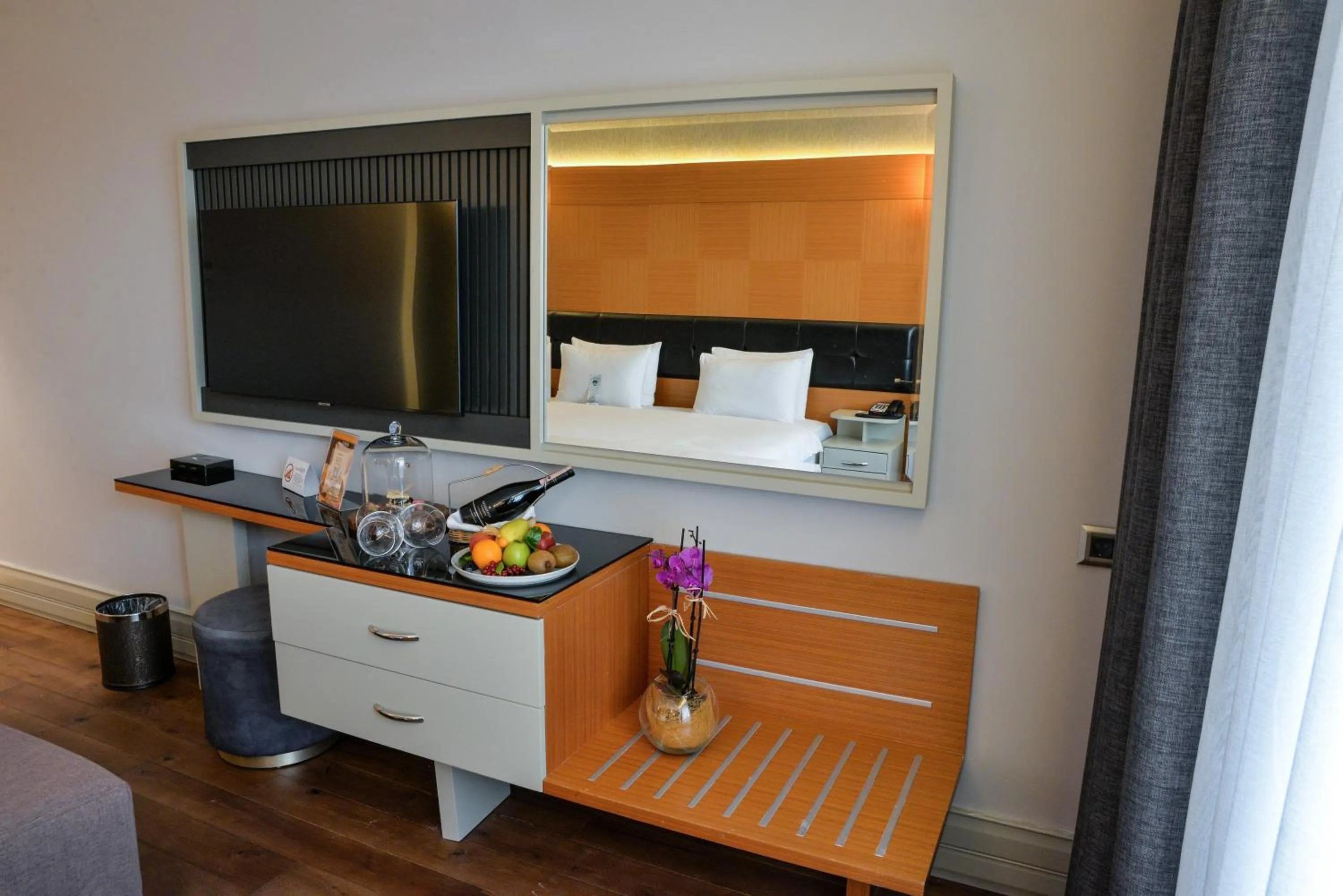 Food and drinks in Istanbul Gonen Hotel