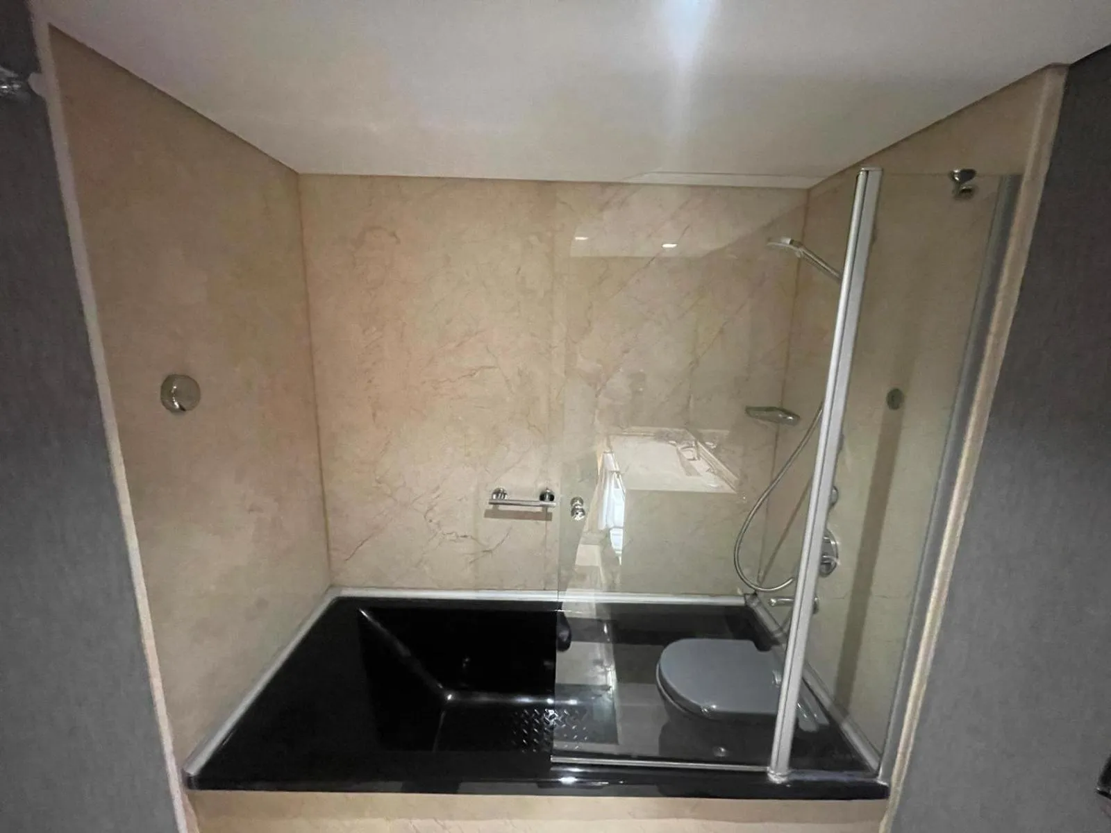 Bathroom in Istanbul Gonen Hotel