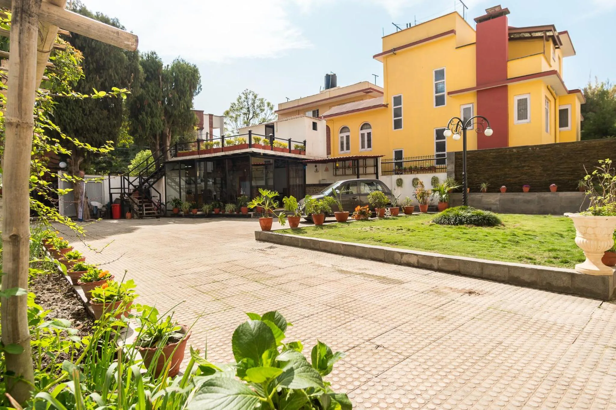 Property building in Fresco Retreat