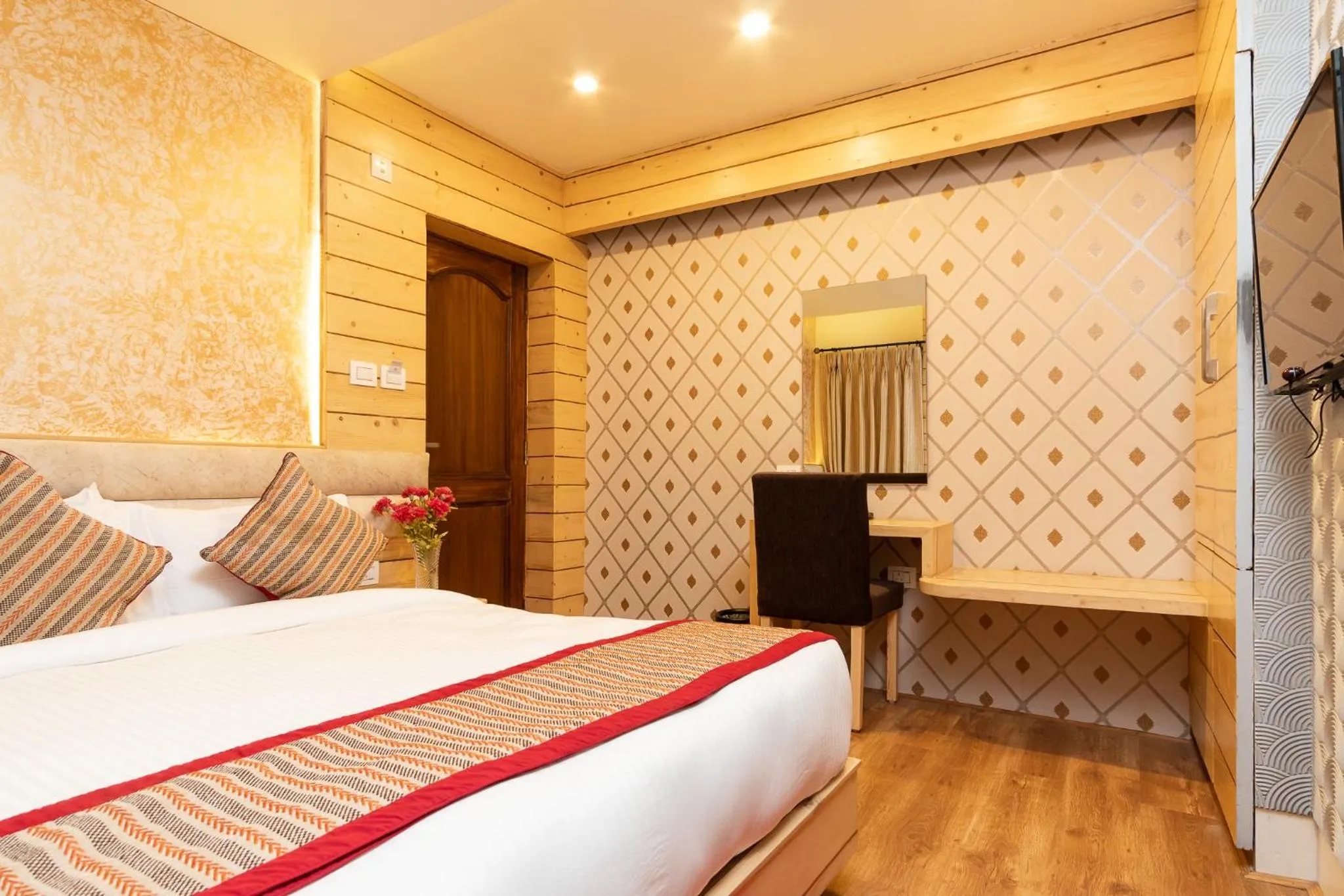 Bedroom, Bed in Fresco Retreat