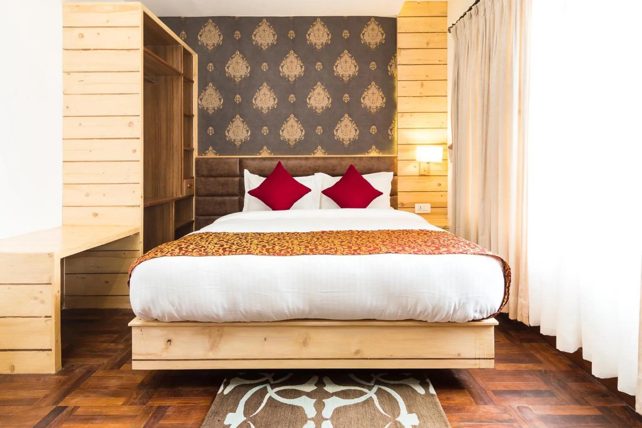 Bedroom, Bed in Fresco Retreat