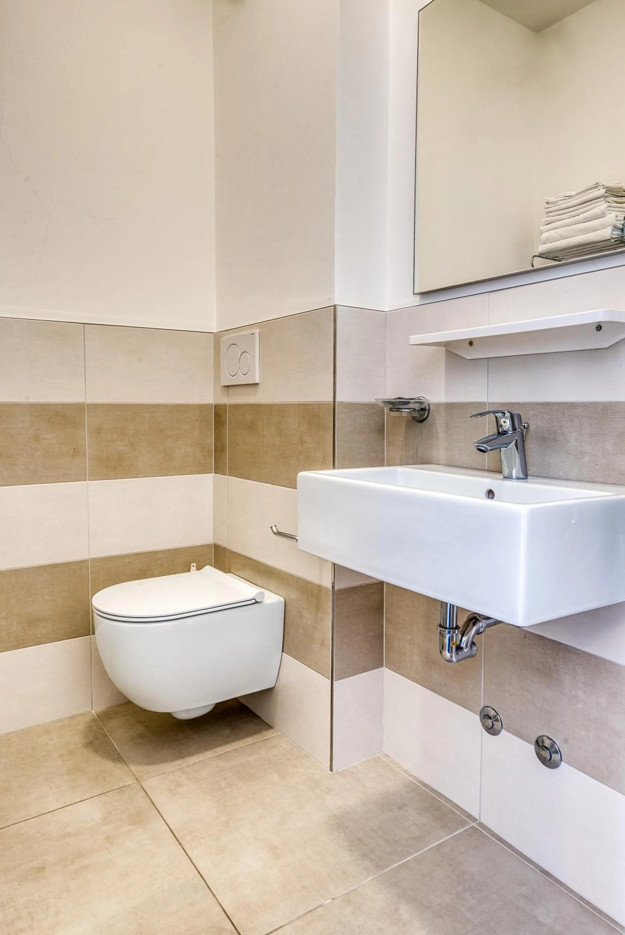 Bathroom in Hotel Augustus