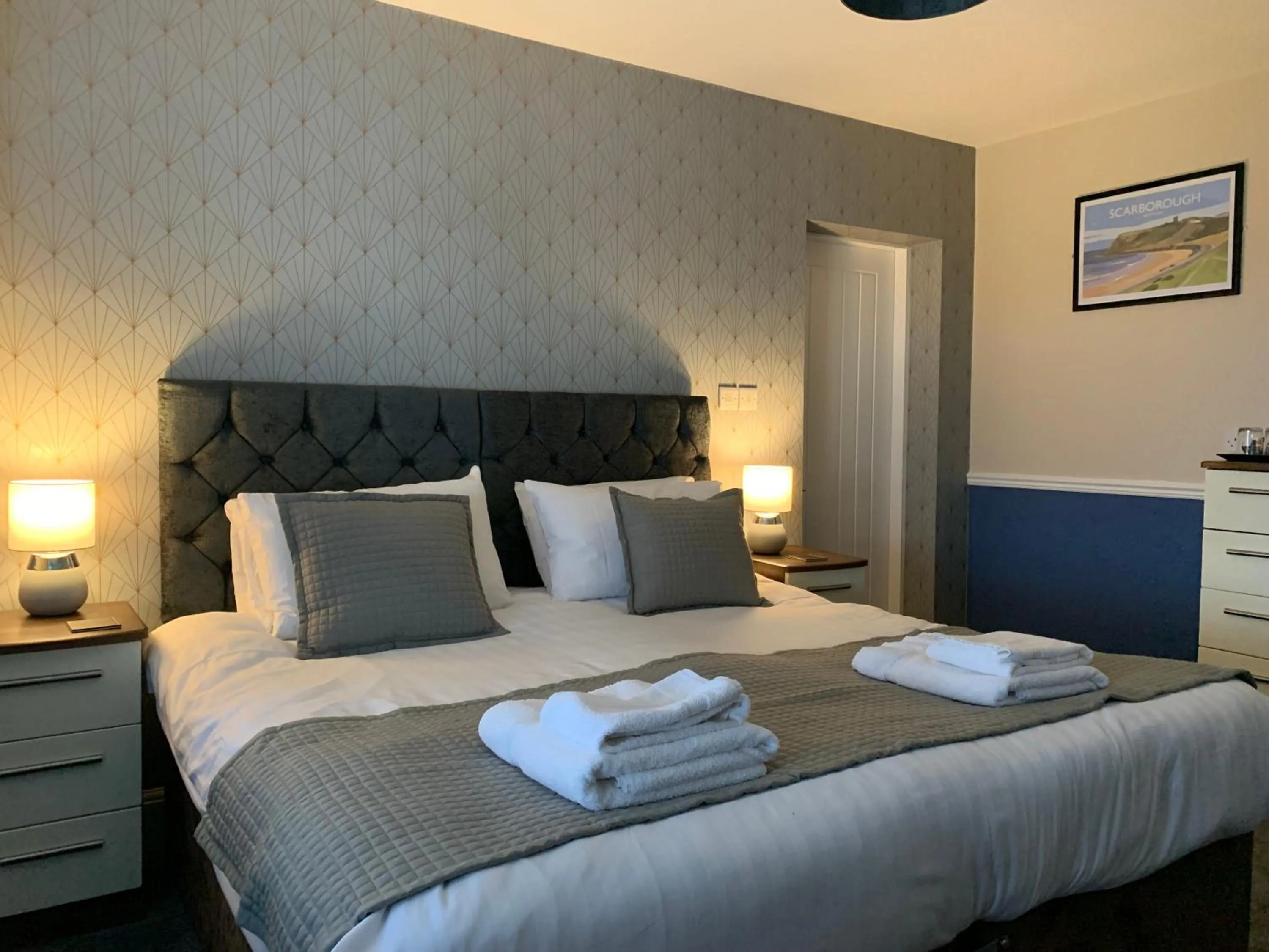 Bed in The Headlands Hotel