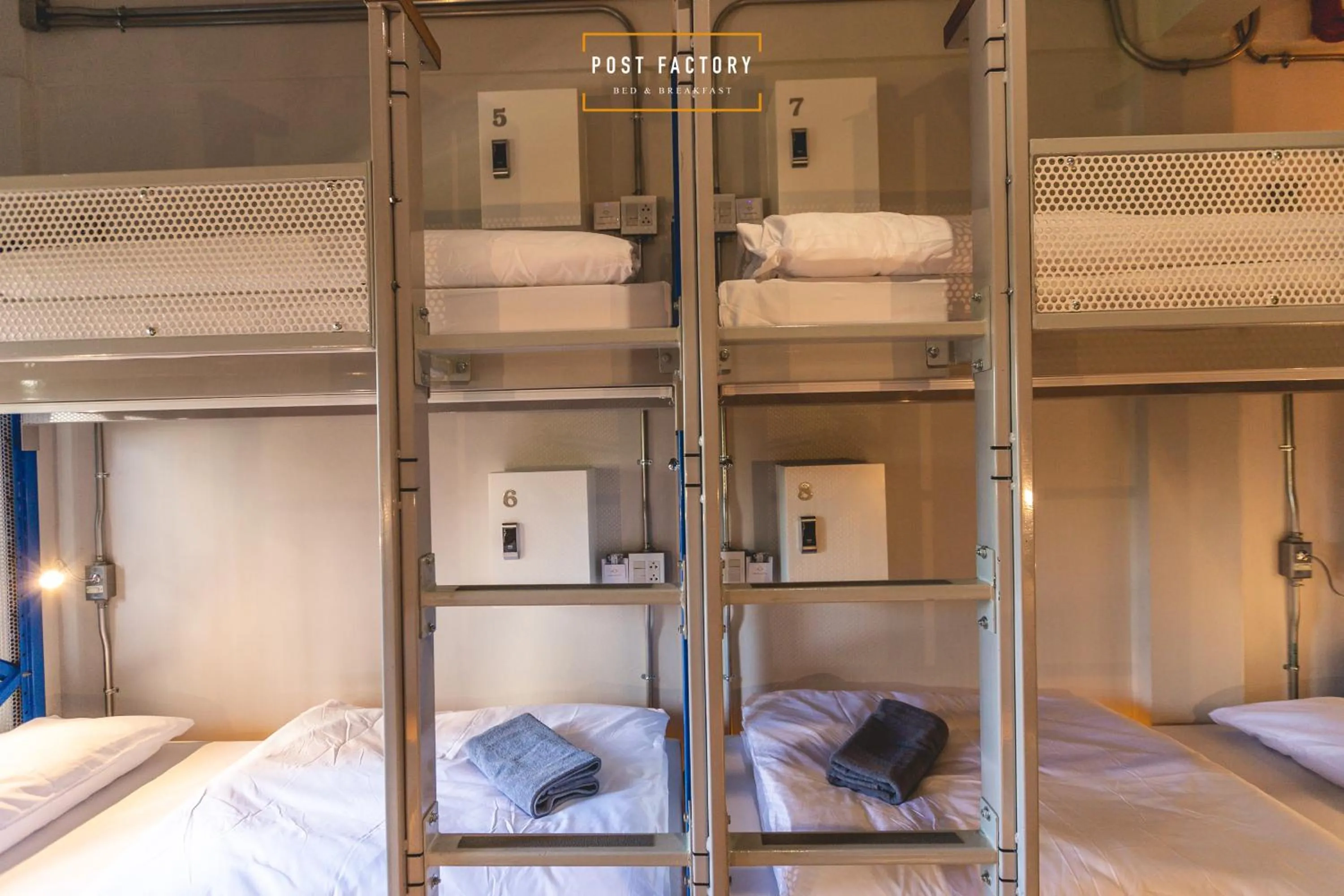 bunk bed in Post Factory Bed & Breakfast