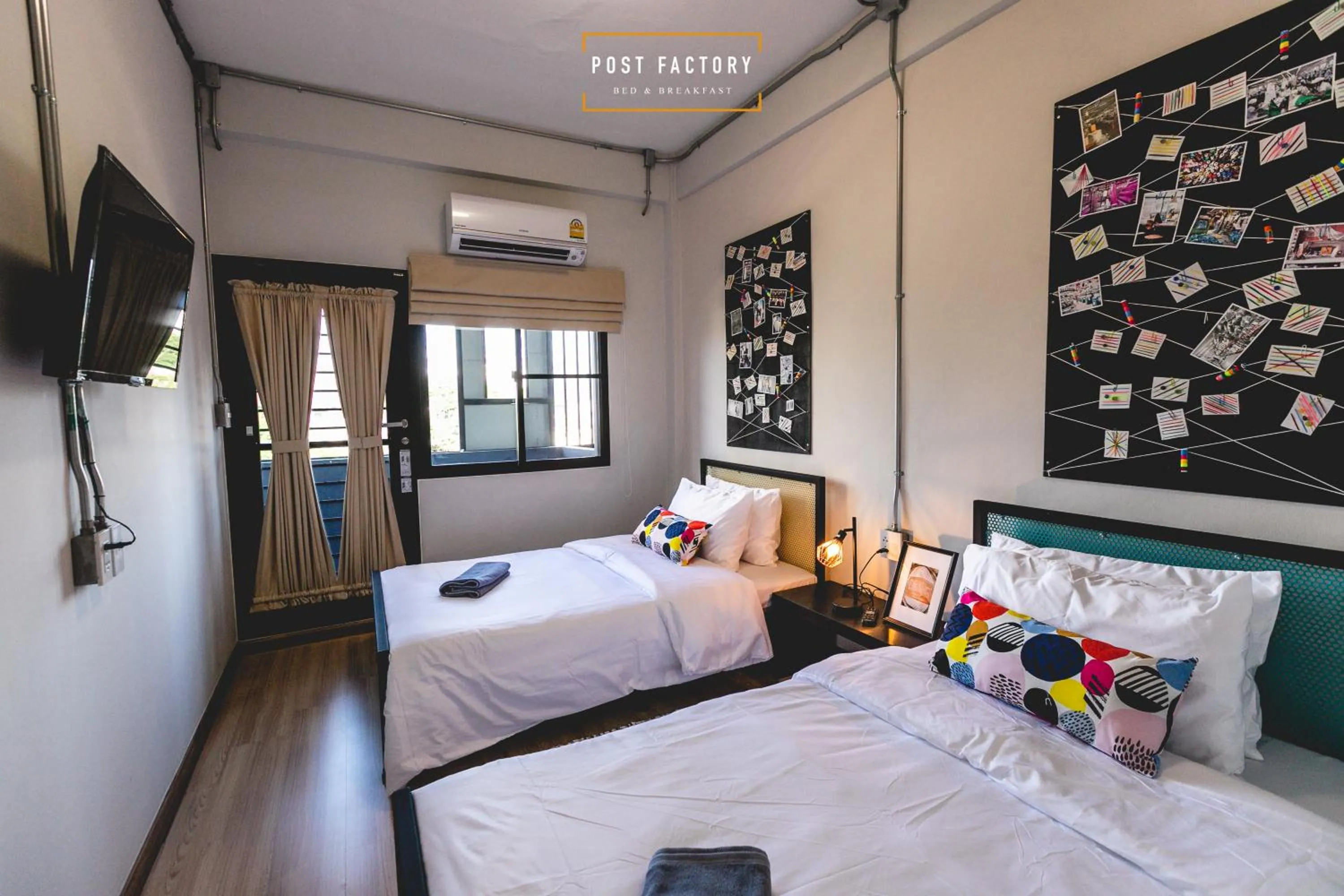 Bed in Post Factory Bed & Breakfast