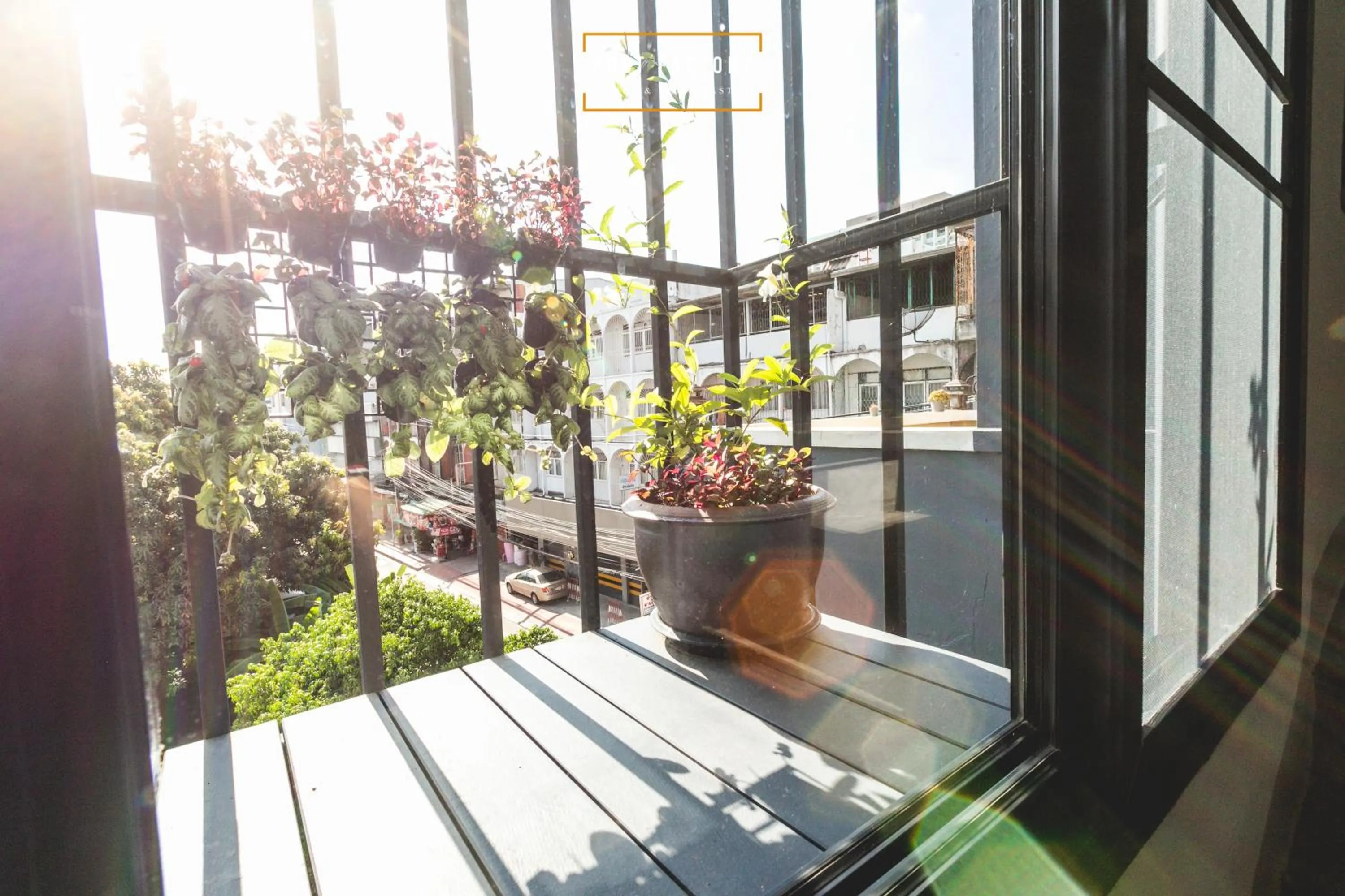 Garden in Post Factory Bed & Breakfast