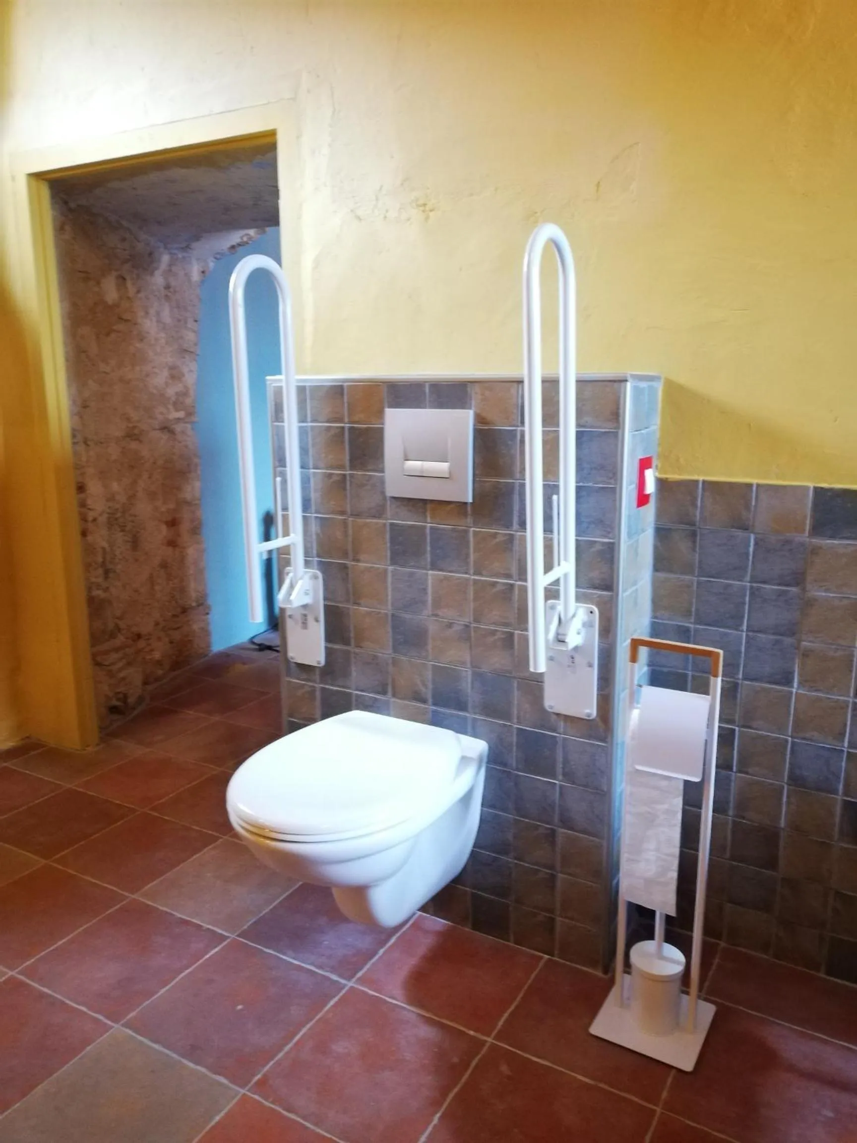 Toilet in Mas Del Llop Blanc - Dog friendly Hostal Rural - B&B