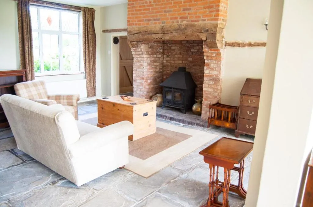 Nightclub / DJ in Pleasance Farm B&B