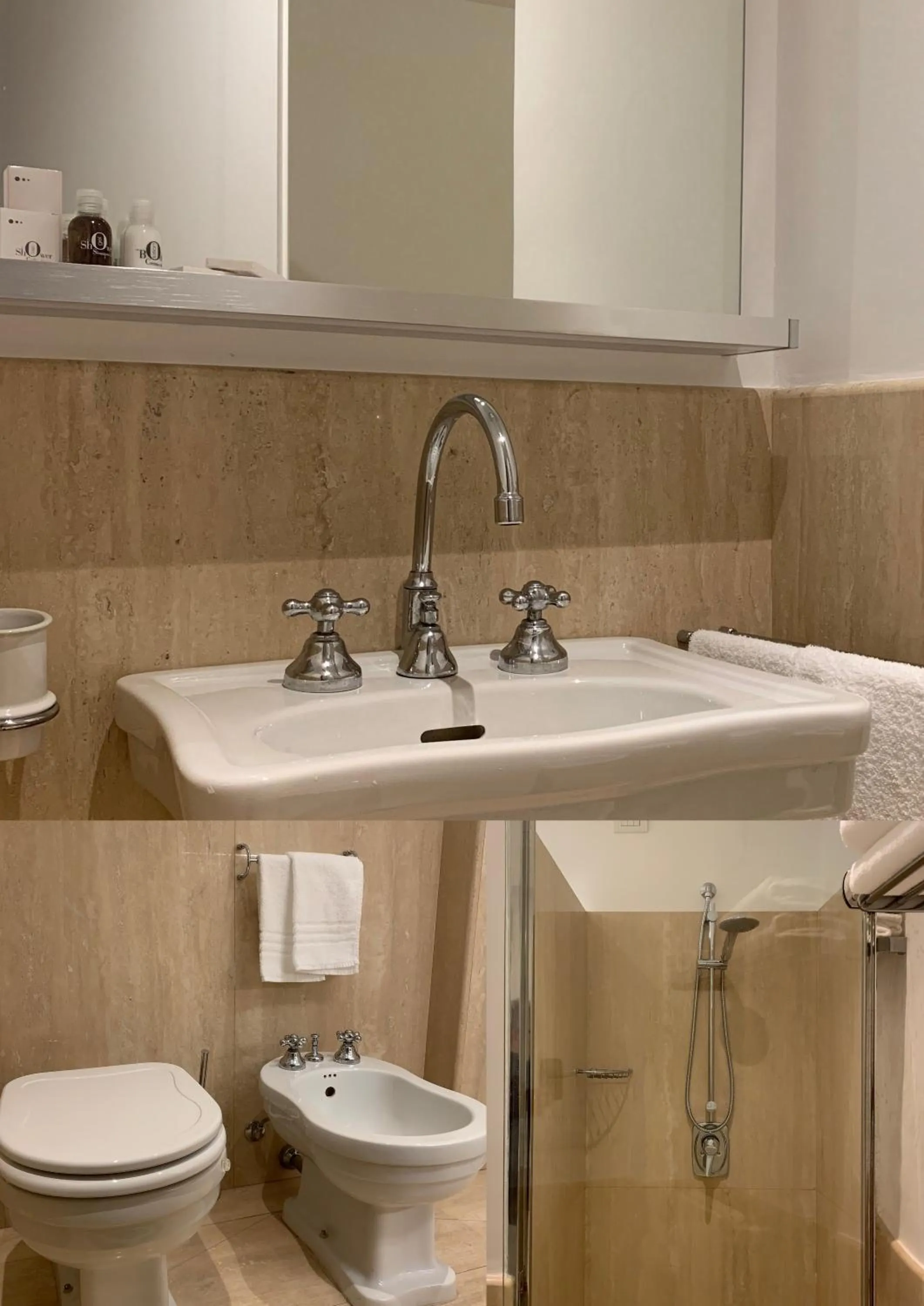 Bathroom in Palazzina Mori - Luxury B&B