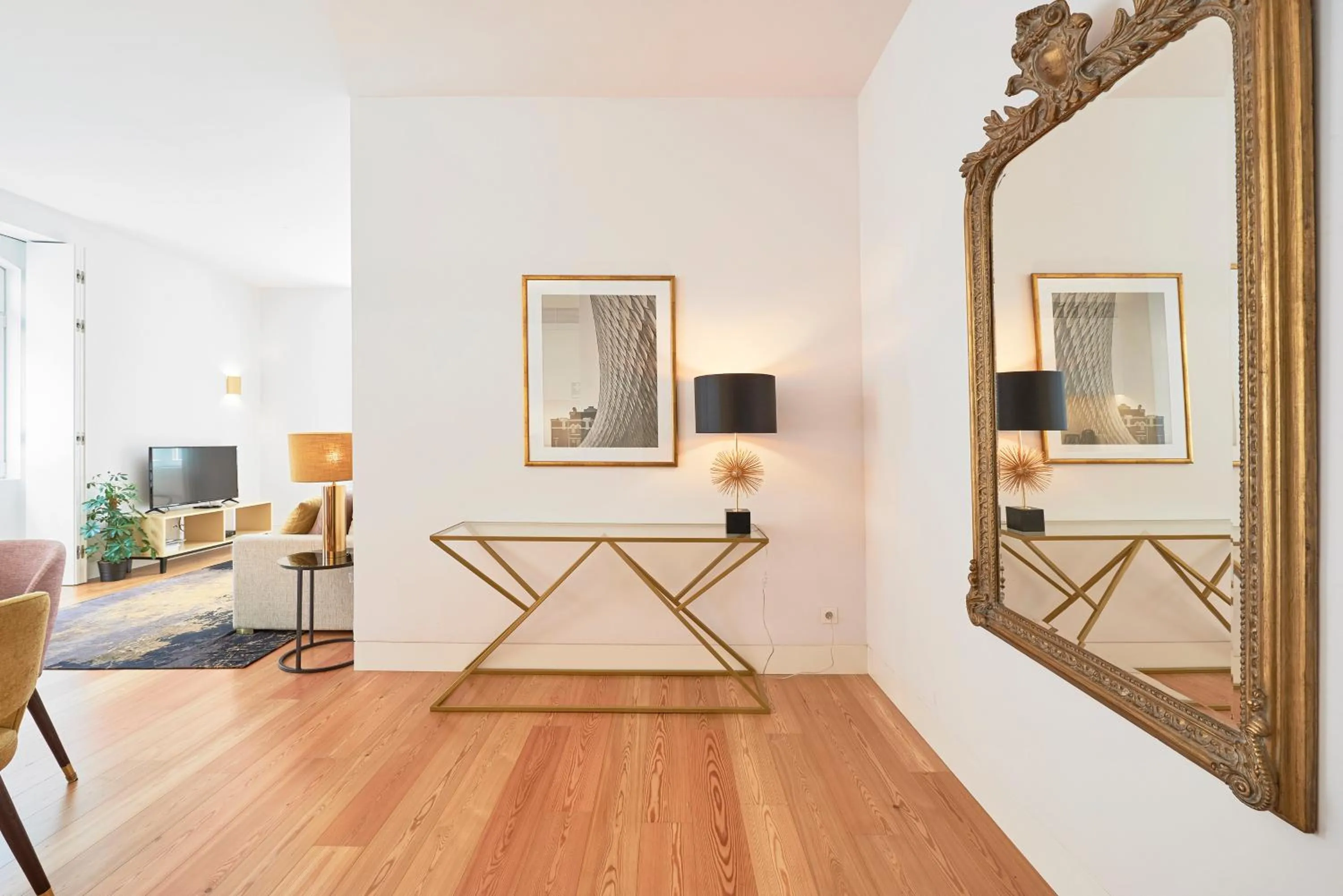 Living room in Ouro Grand by Level Residences