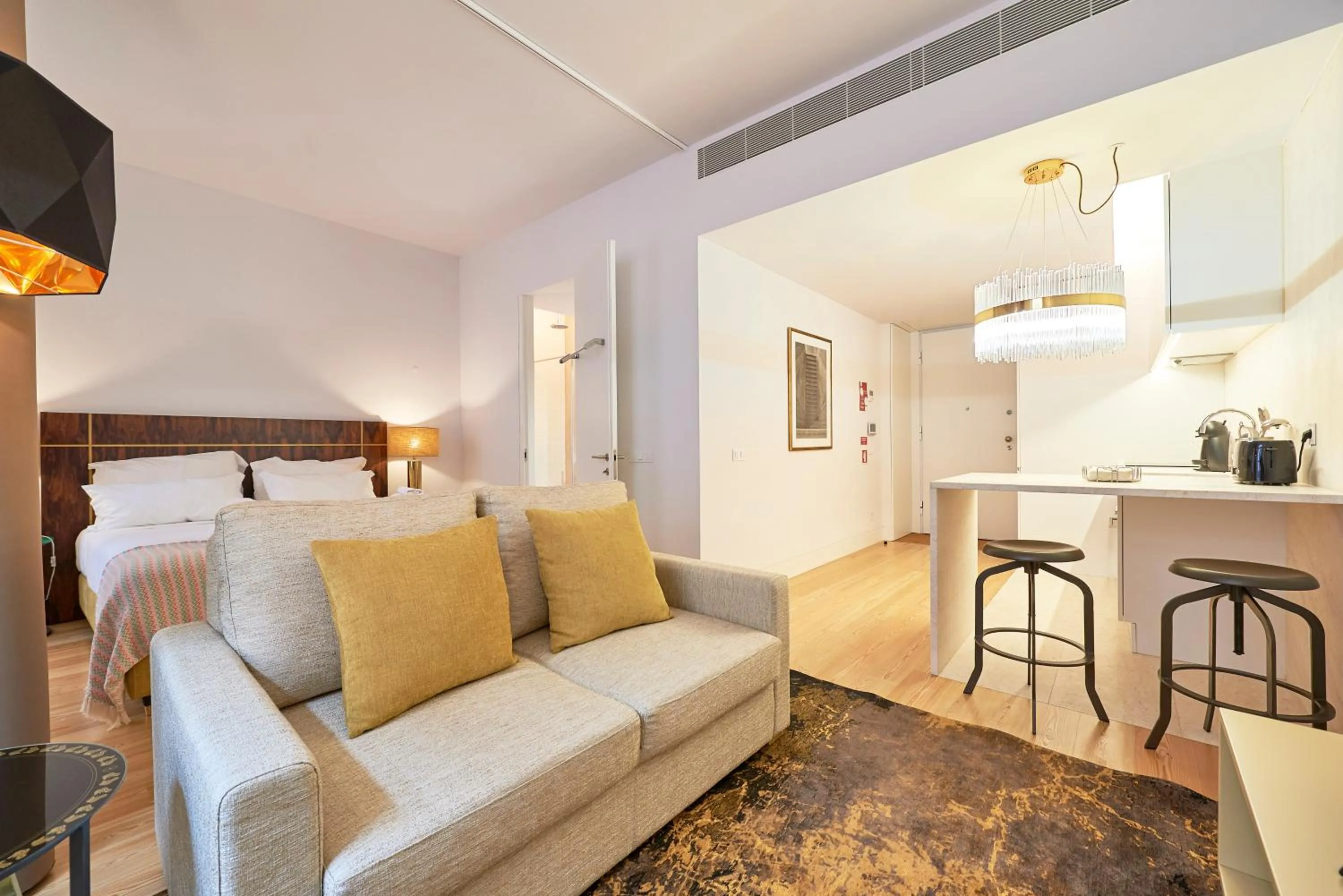 Seating area in Ouro Grand by Level Residences