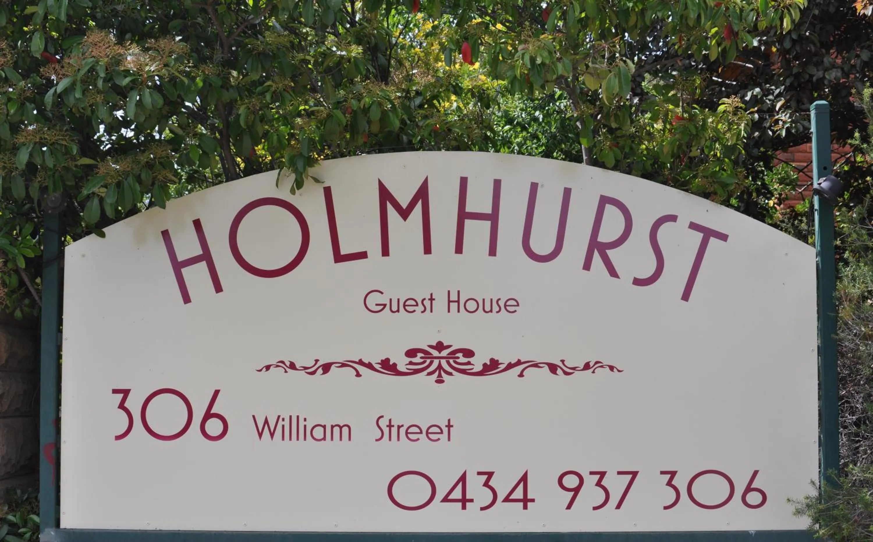 Property logo or sign in Holmhurst Guest House